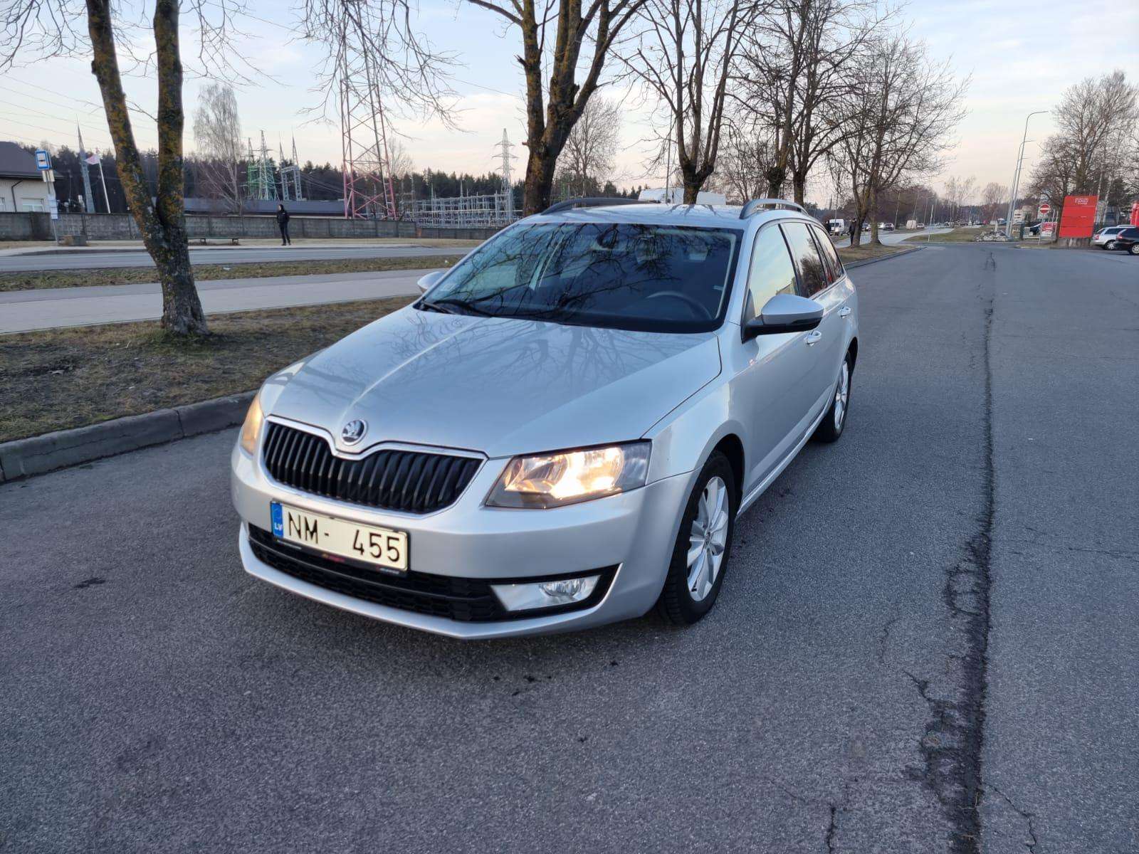 Skoda Octavia, 1.6 l., Универсал 2016-03 m., | A25715898