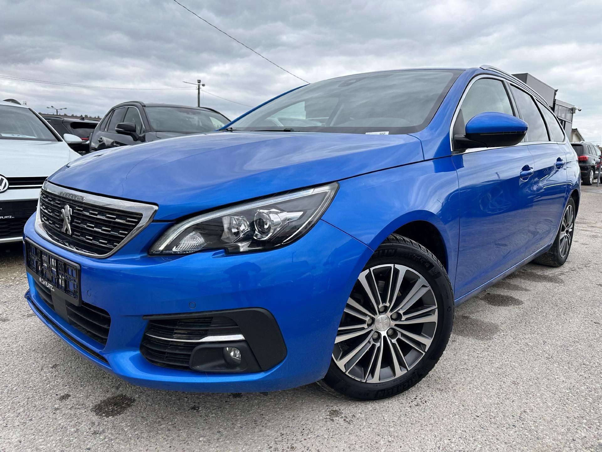 Peugeot 308, 1.2 l., Универсал 2021-04 m., | A25731740