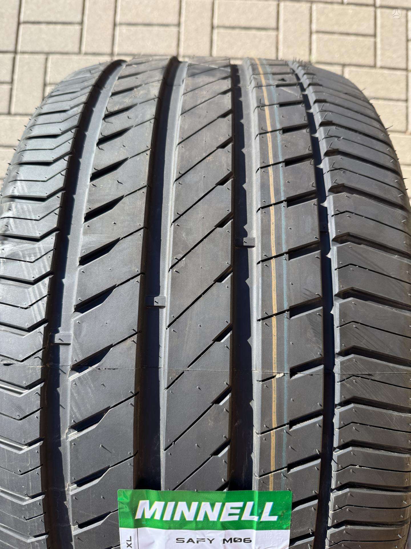 235/35R20 90W XL MINNELL SAFY M06 21年製 楽天市場】235/35R20 92W XL KUSTONE SAFY M06 24年製 新品
