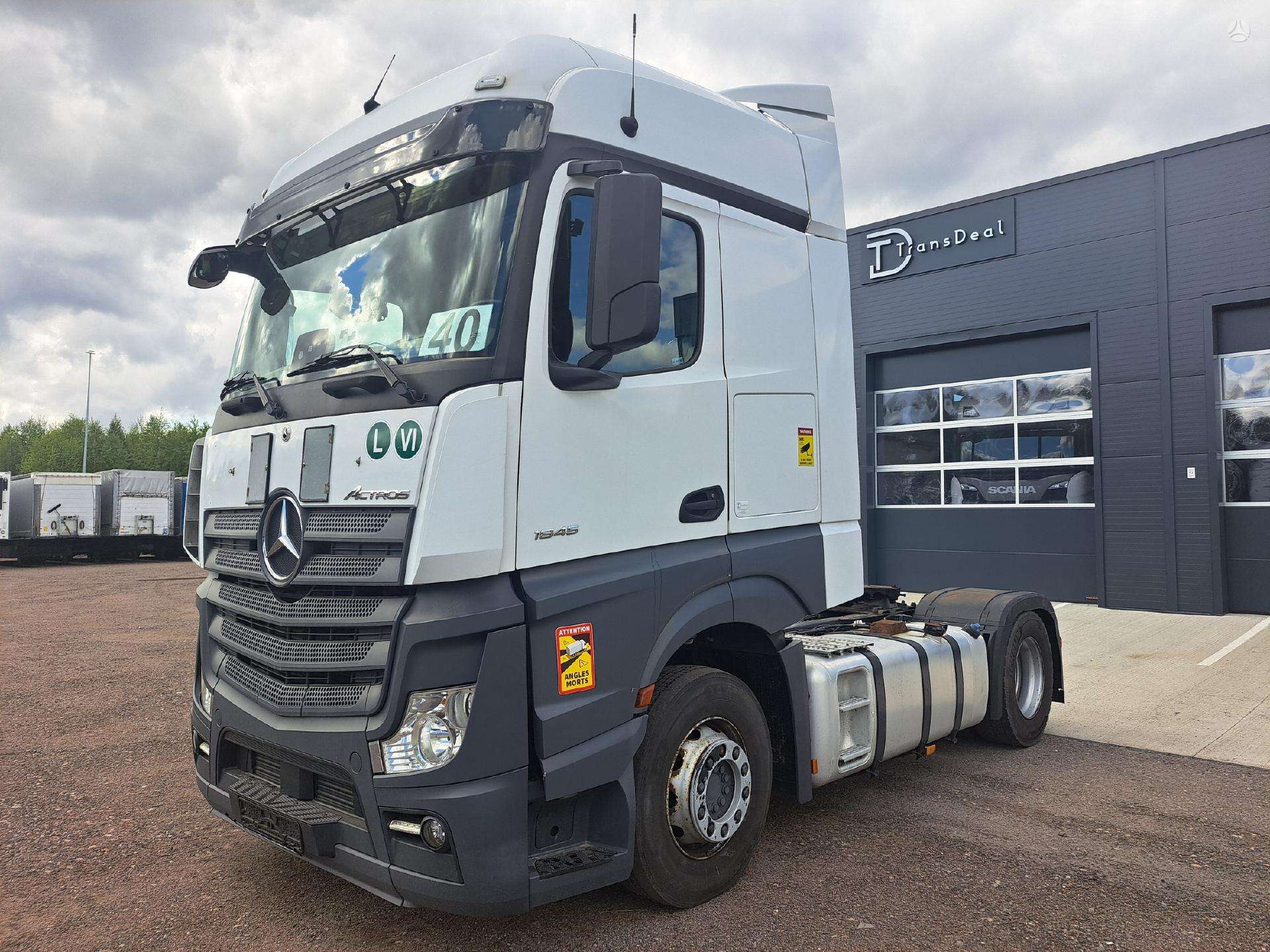 Mercedes-Benz Actros1845