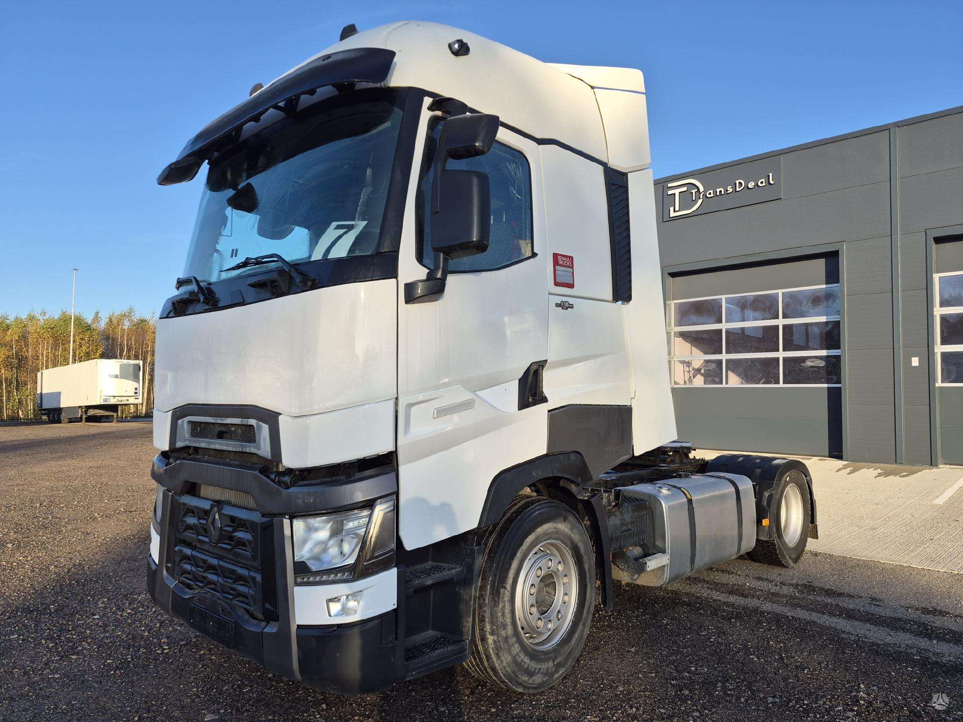 Renault T440 High cab