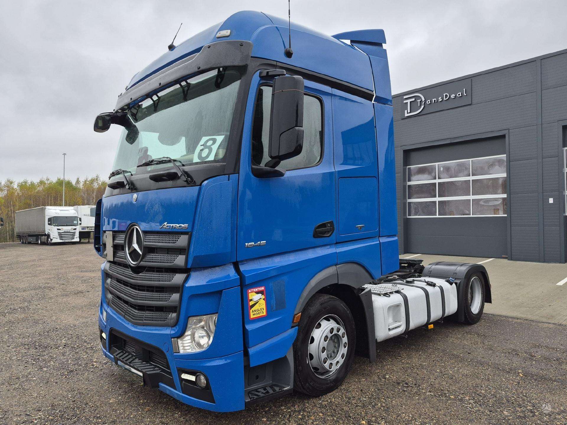 Mercedes-Benz Actros 1845 Low deck vin 219290