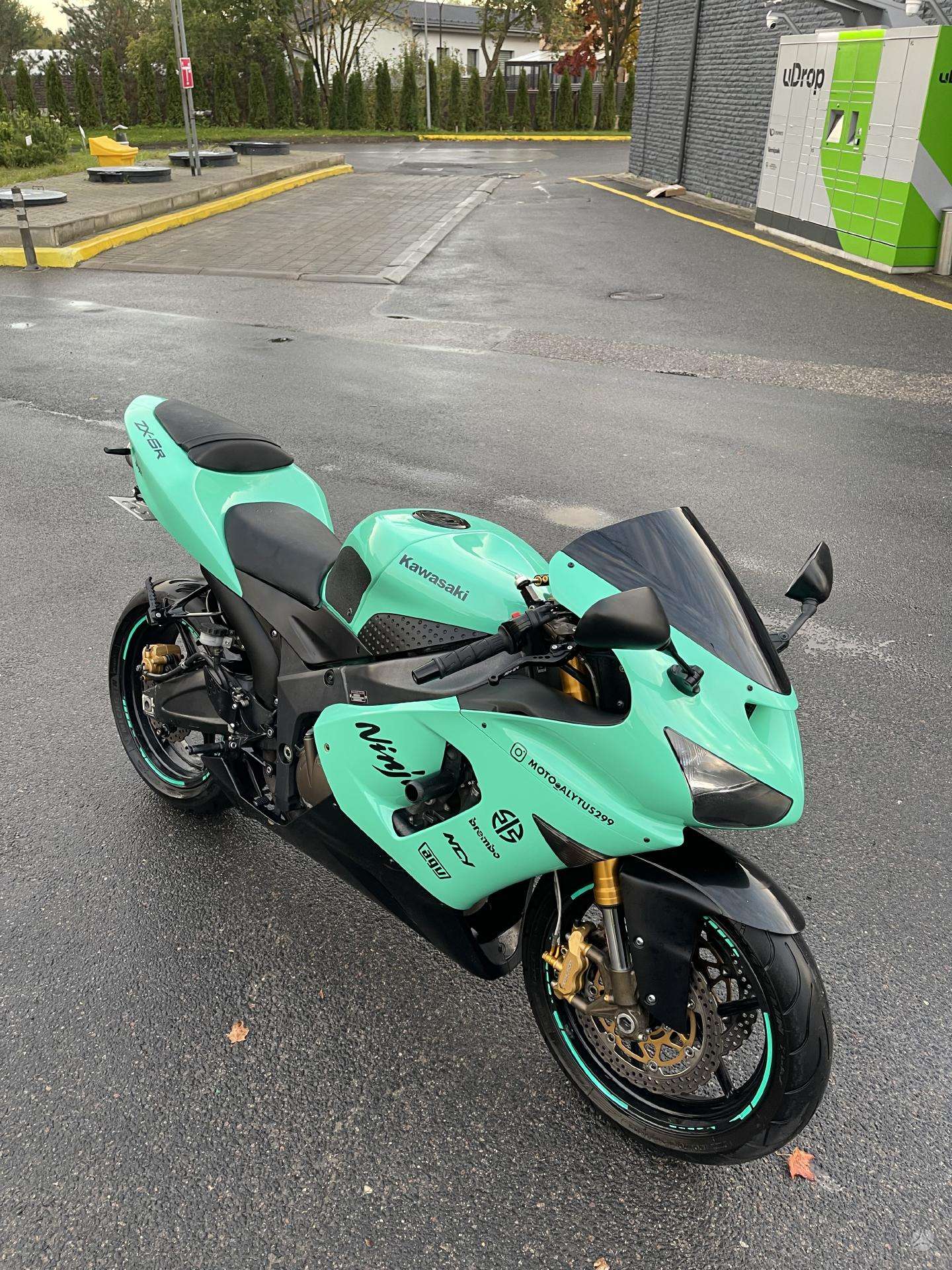 Kawasaki ZX/ZX-R (Ninja) 636cc, sportiniai / superbikes 2005 m