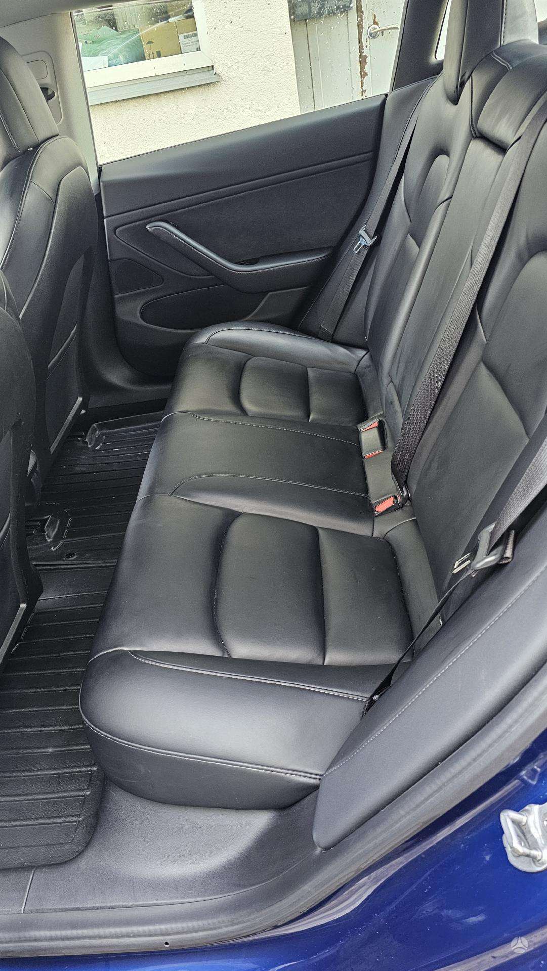 2020 Tesla Model 3 photo 9