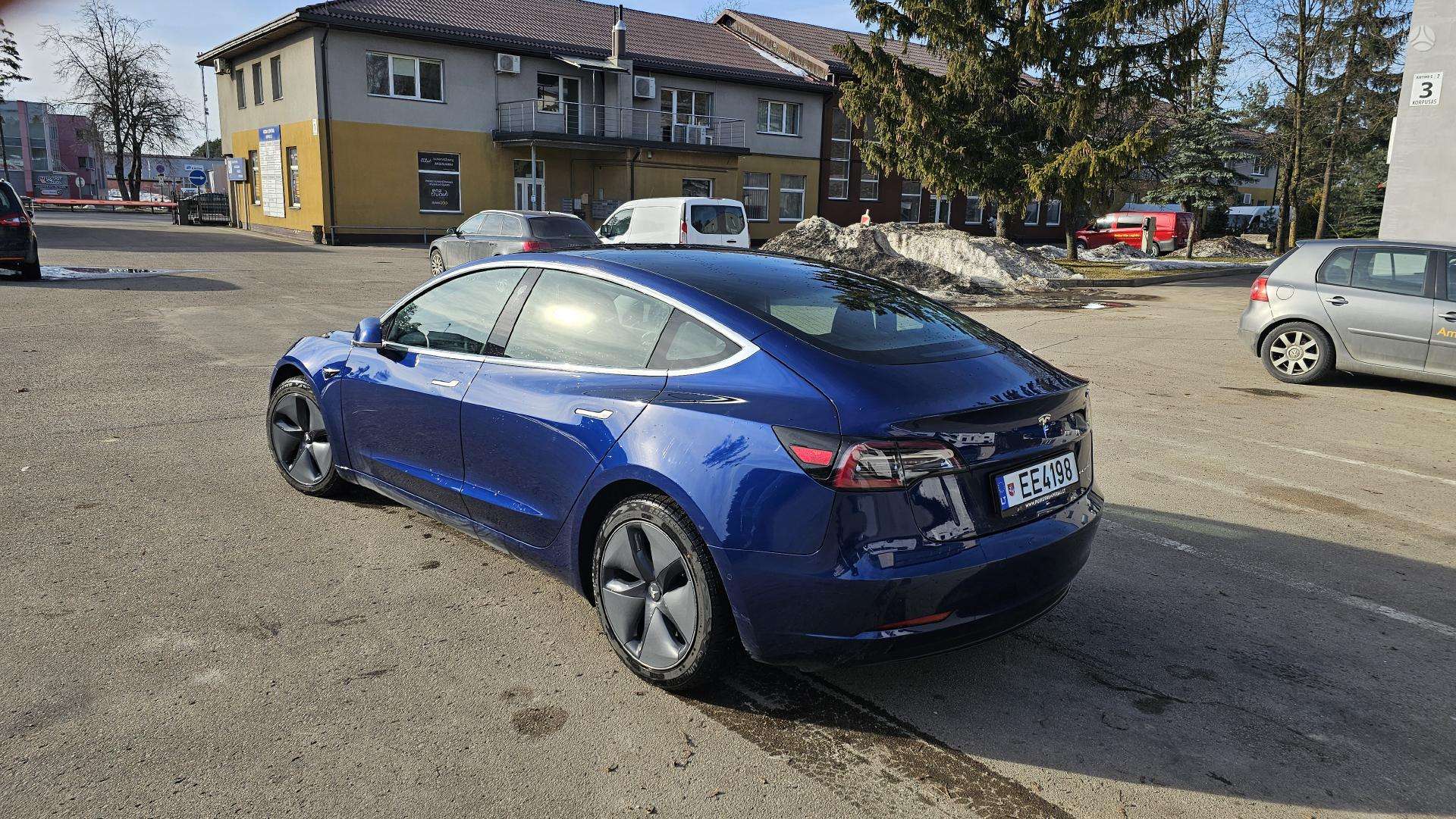 2020 Tesla Model 3 photo 5