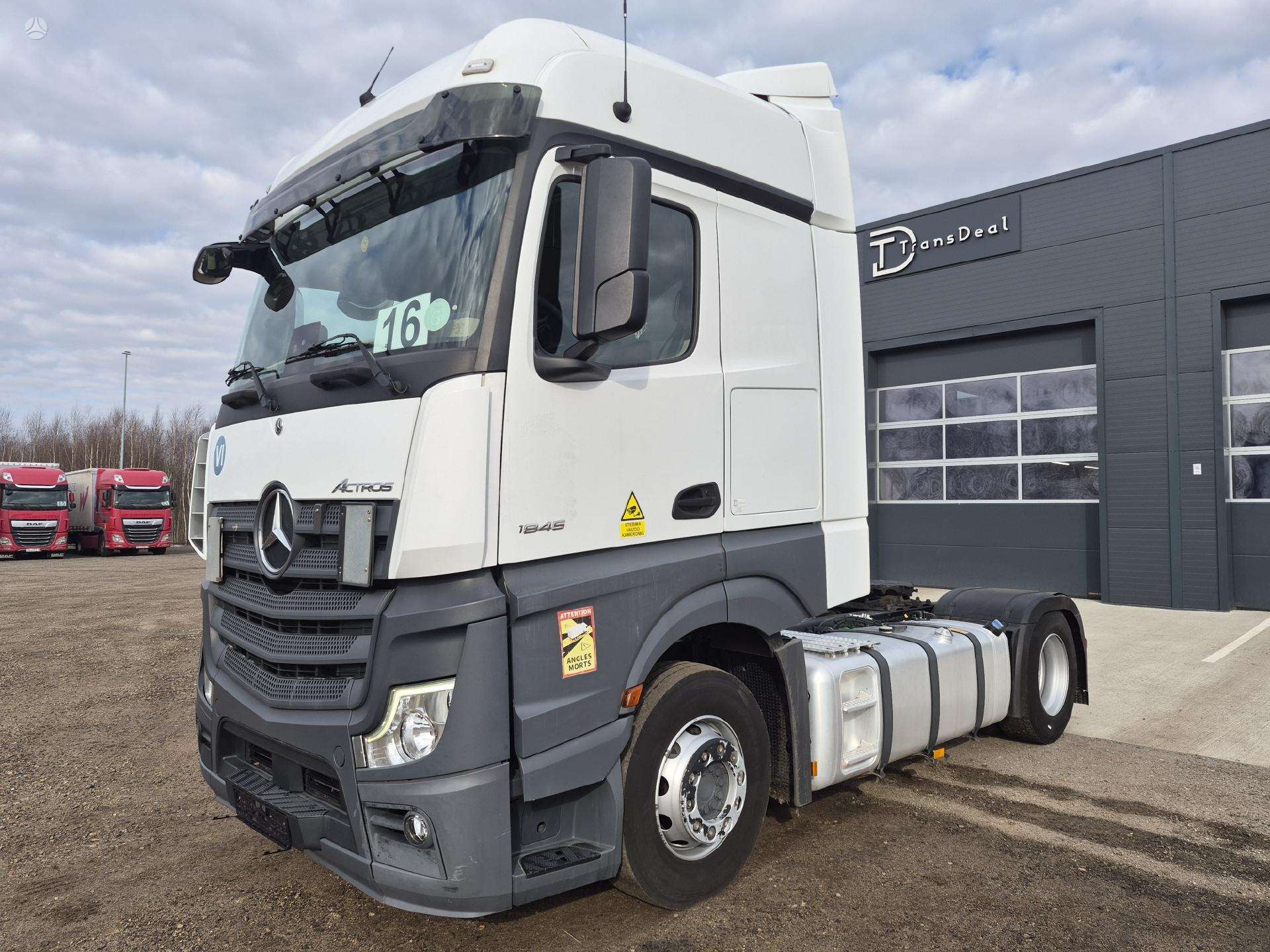 Mercedes-Benz Actros 1845