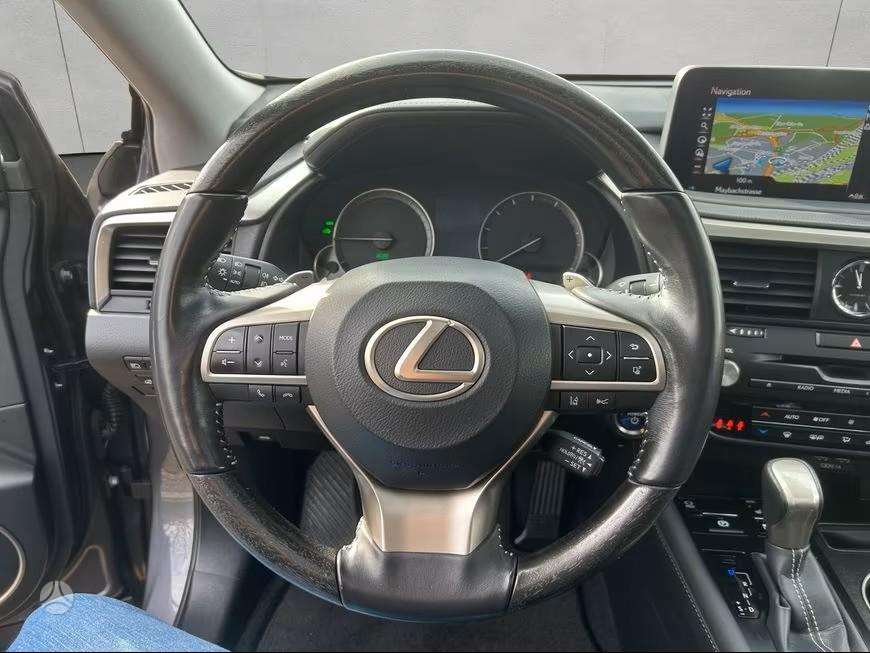 Lexus