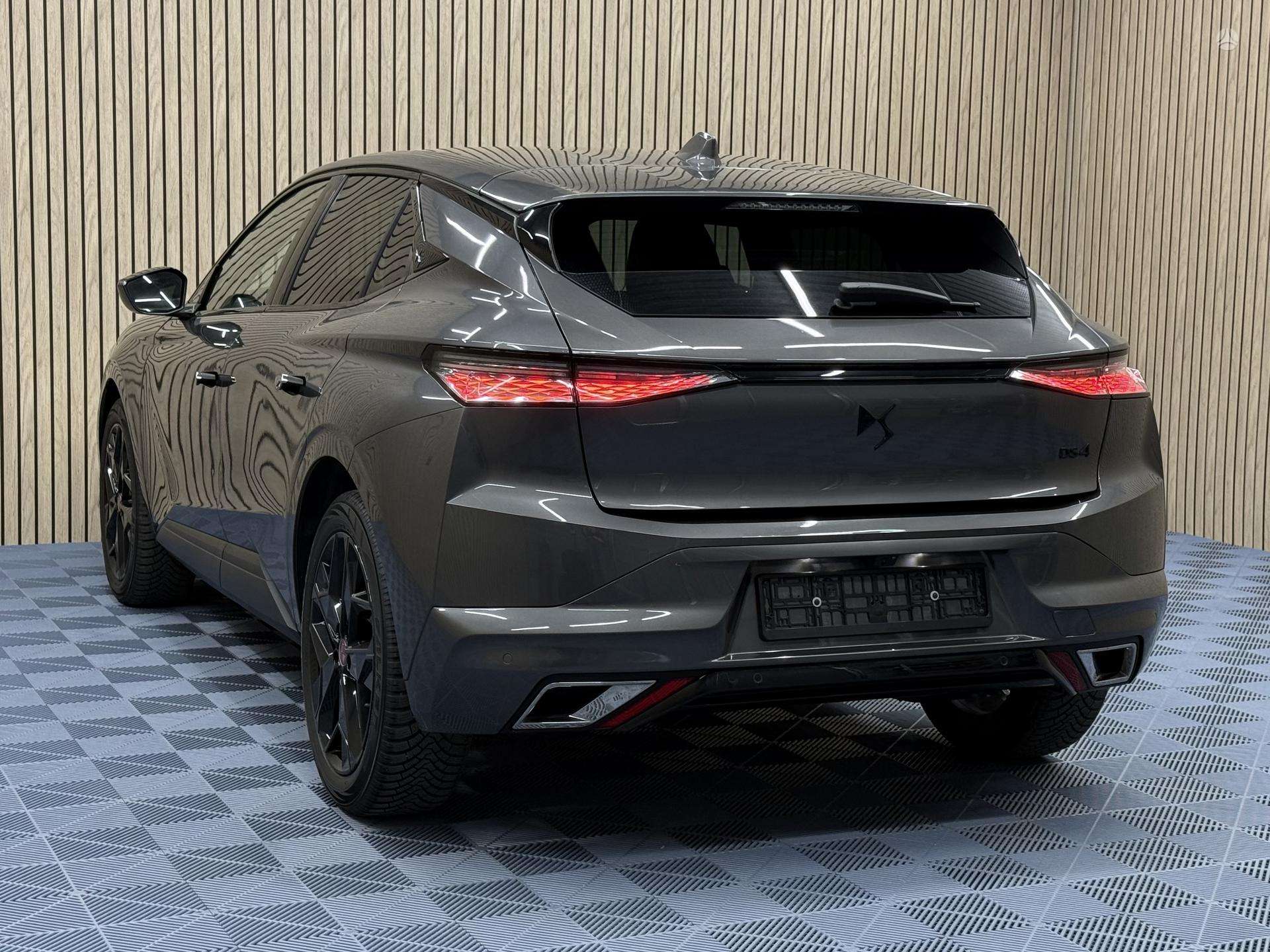 DS Automobiles DS4