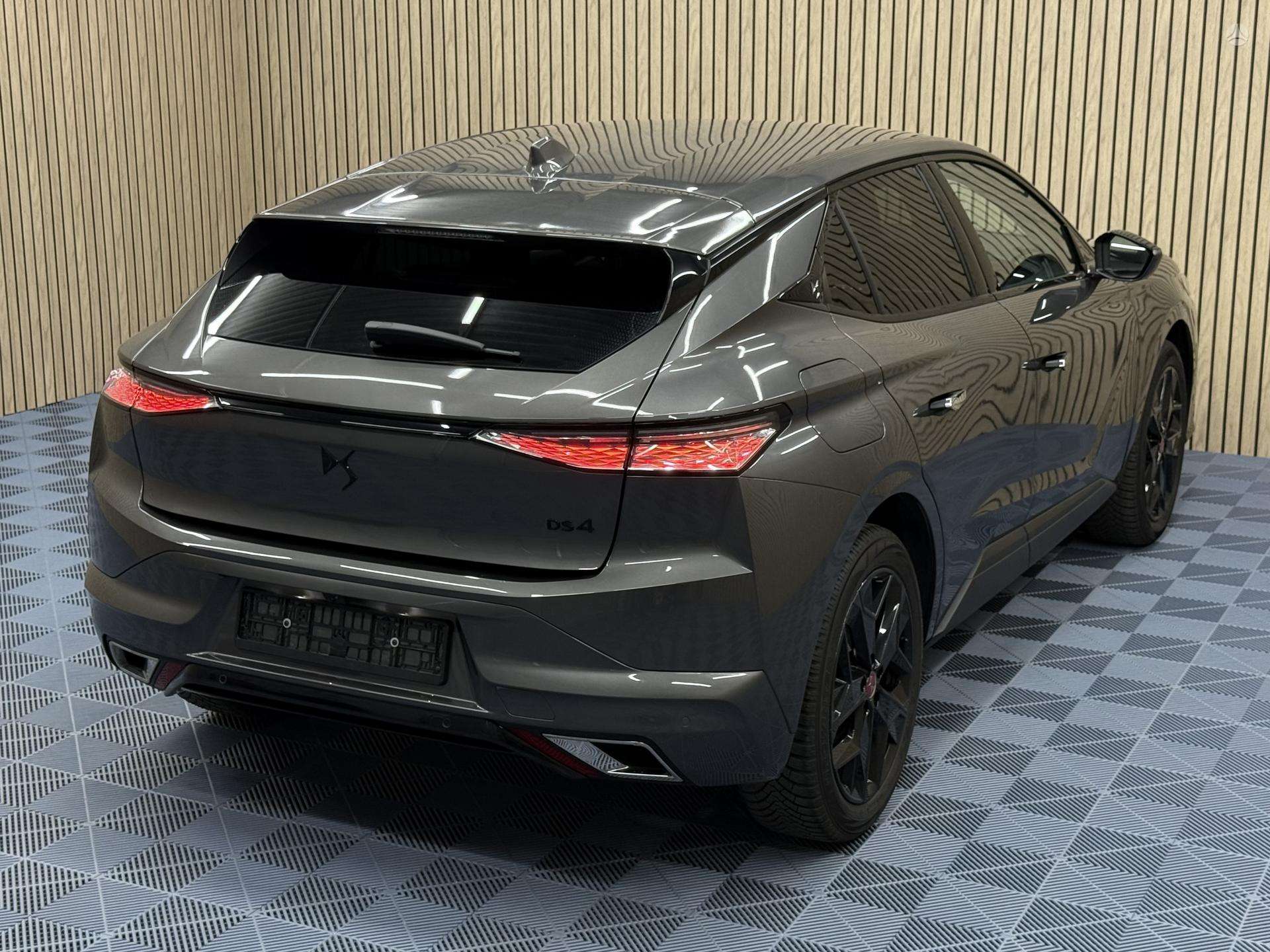 DS Automobiles DS4