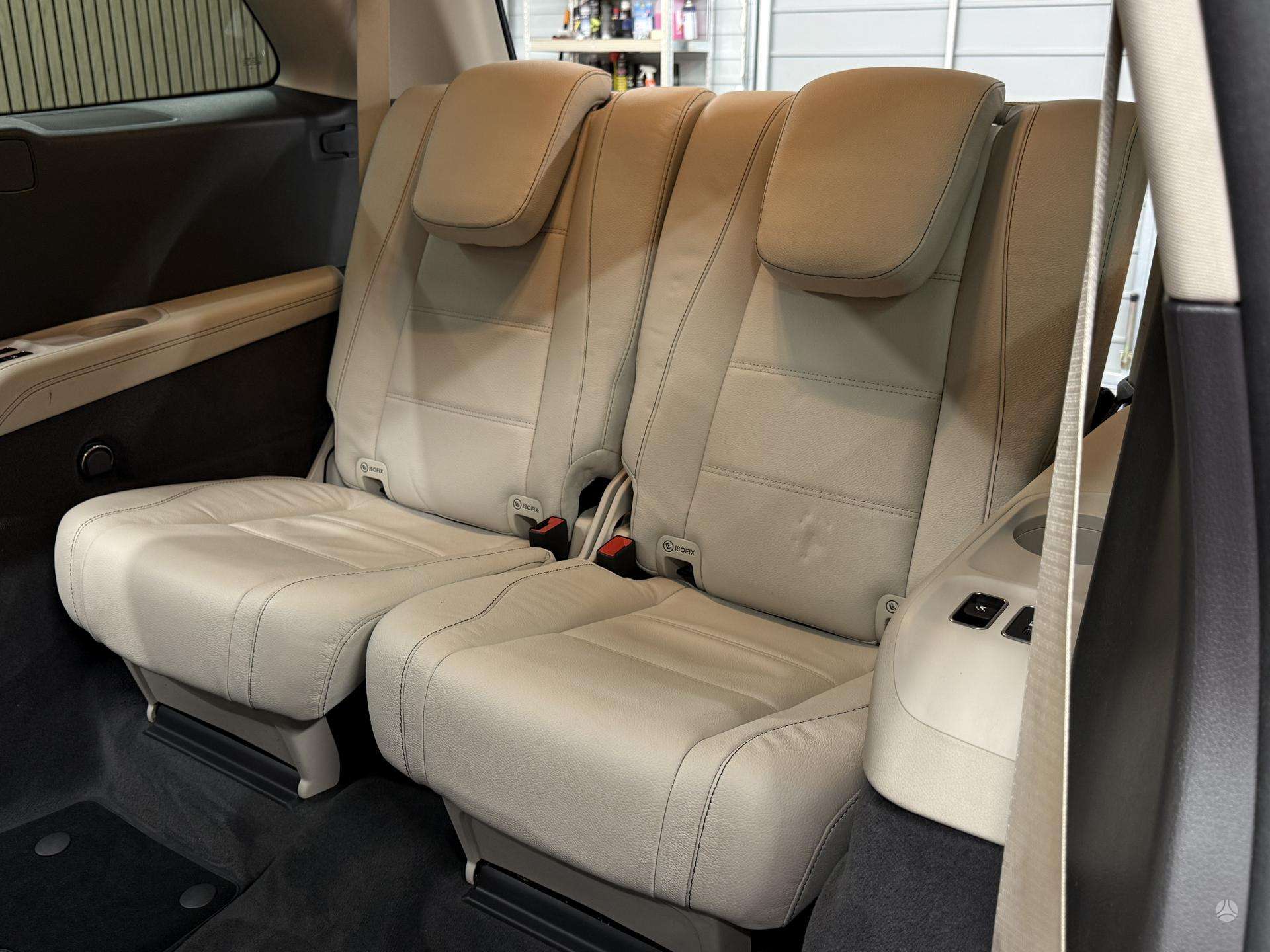 Mercedes-Benz GLS400