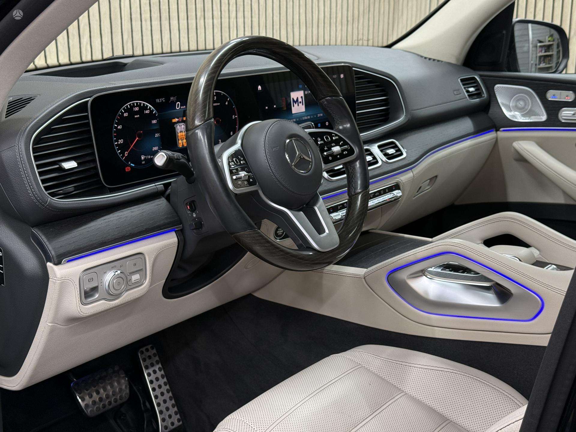 Mercedes-Benz GLS400