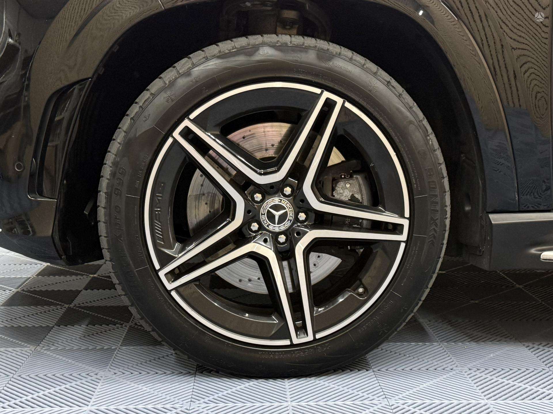 Mercedes-Benz GLS400