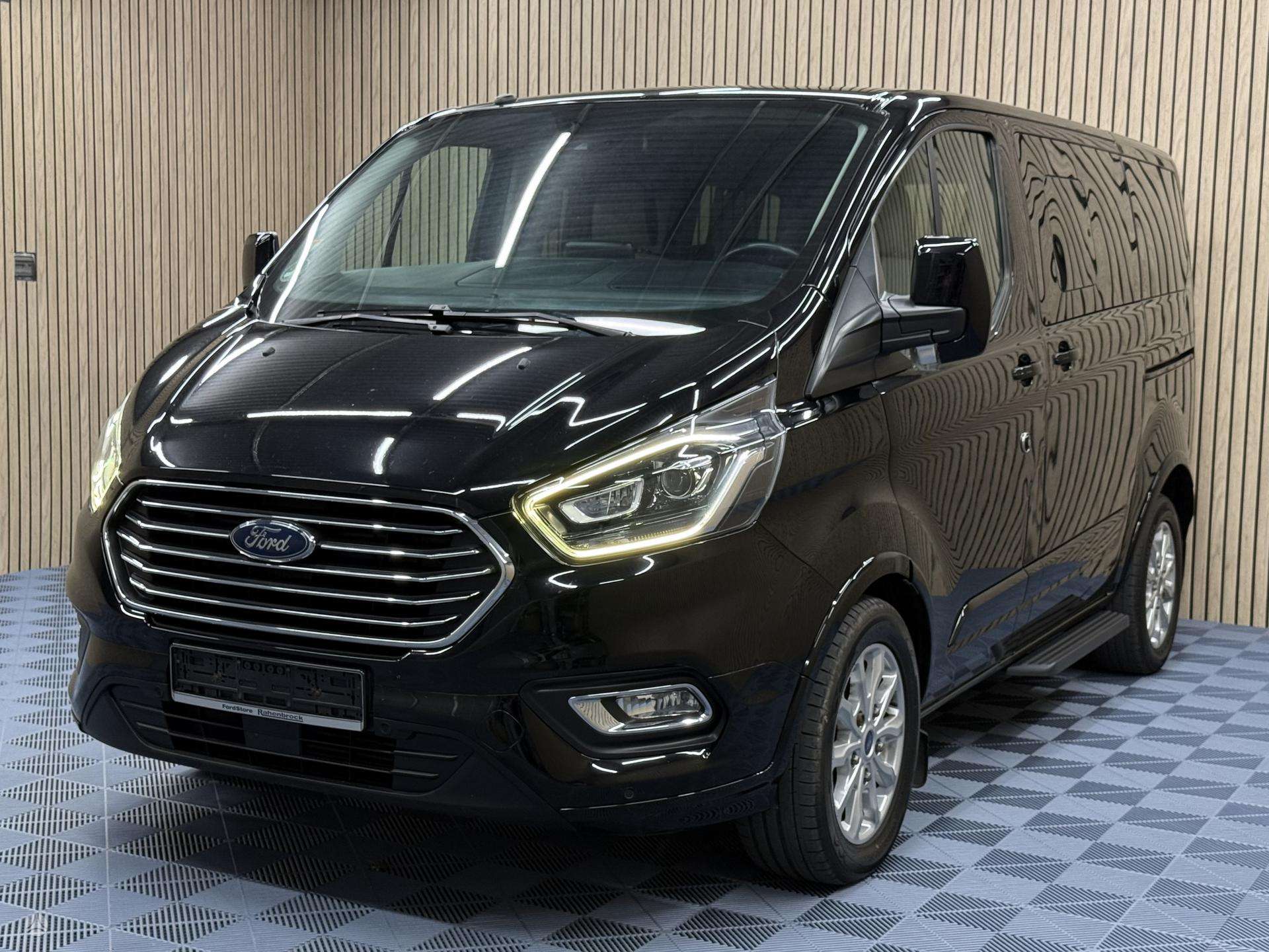 Ford Tourneo Custom