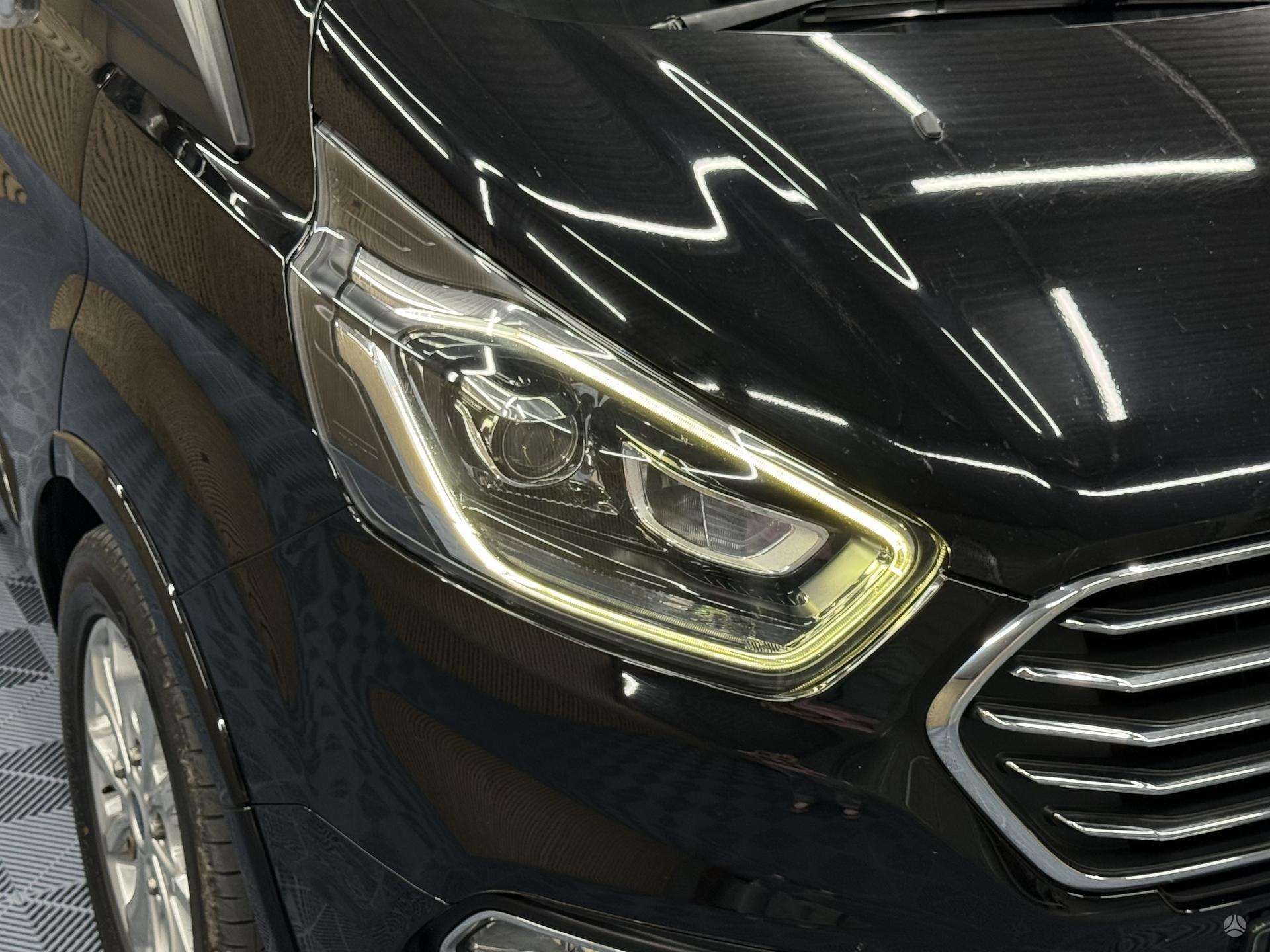 Ford Tourneo Custom