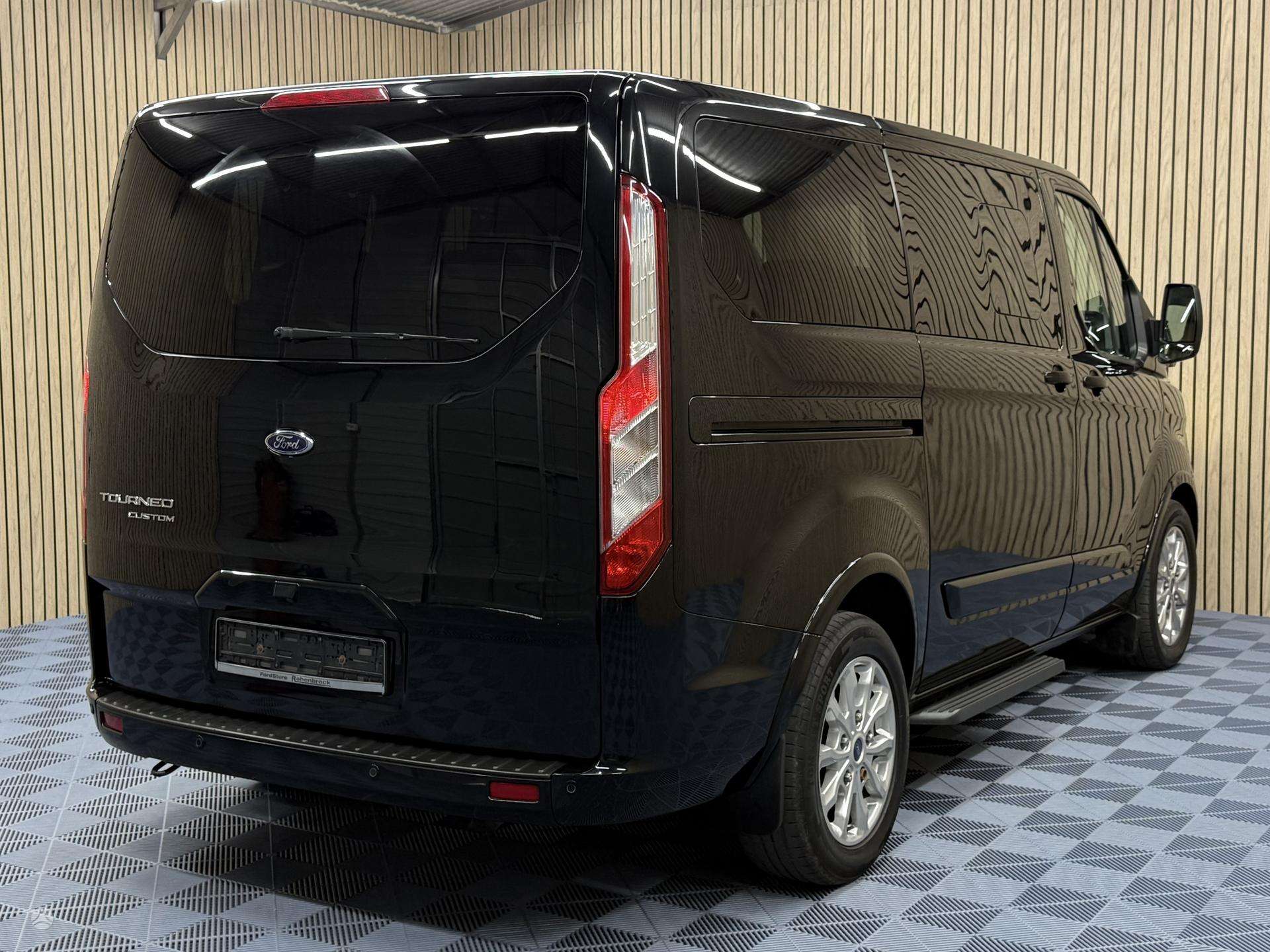 Ford Tourneo Custom