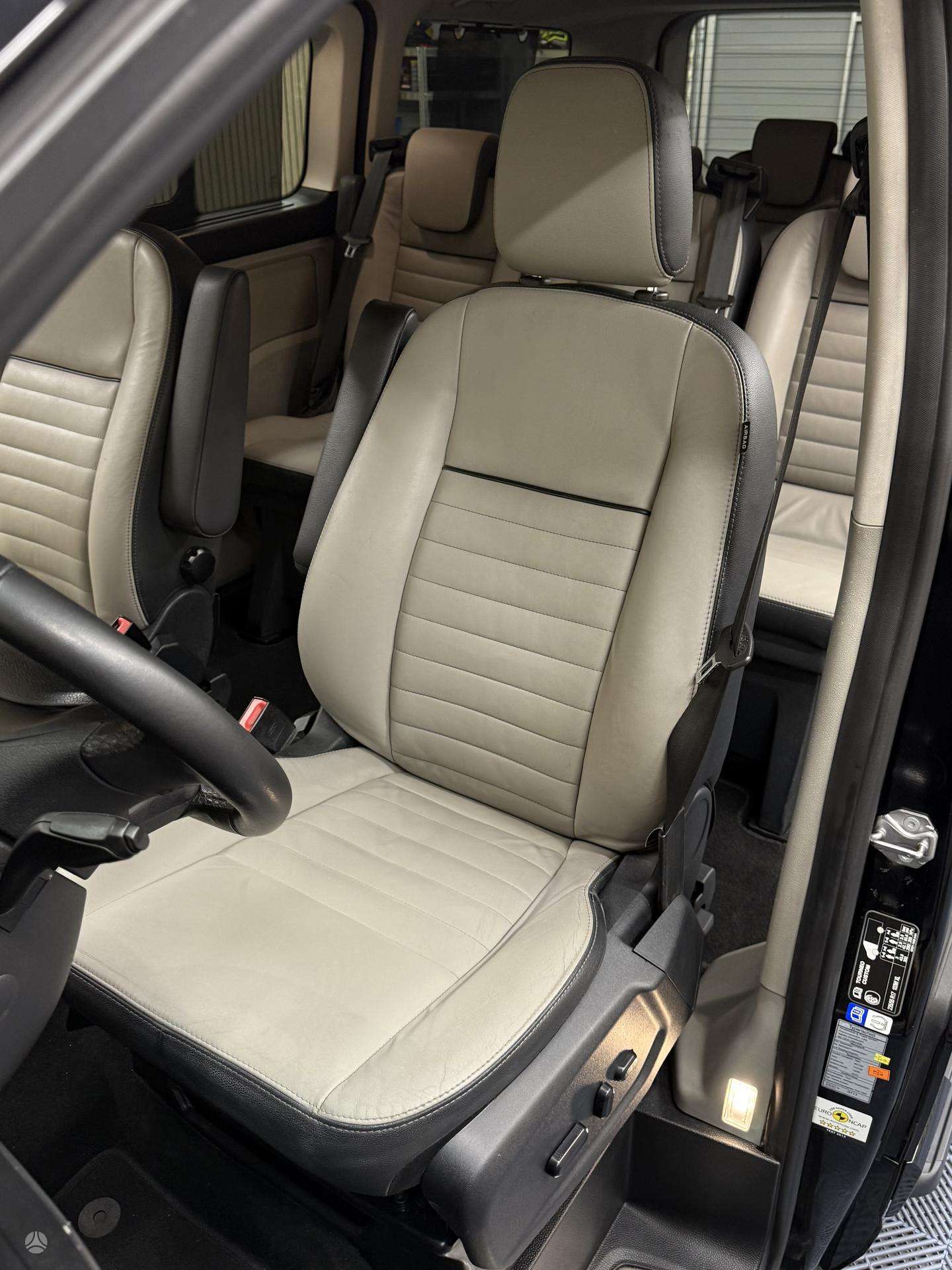 Ford Tourneo Custom