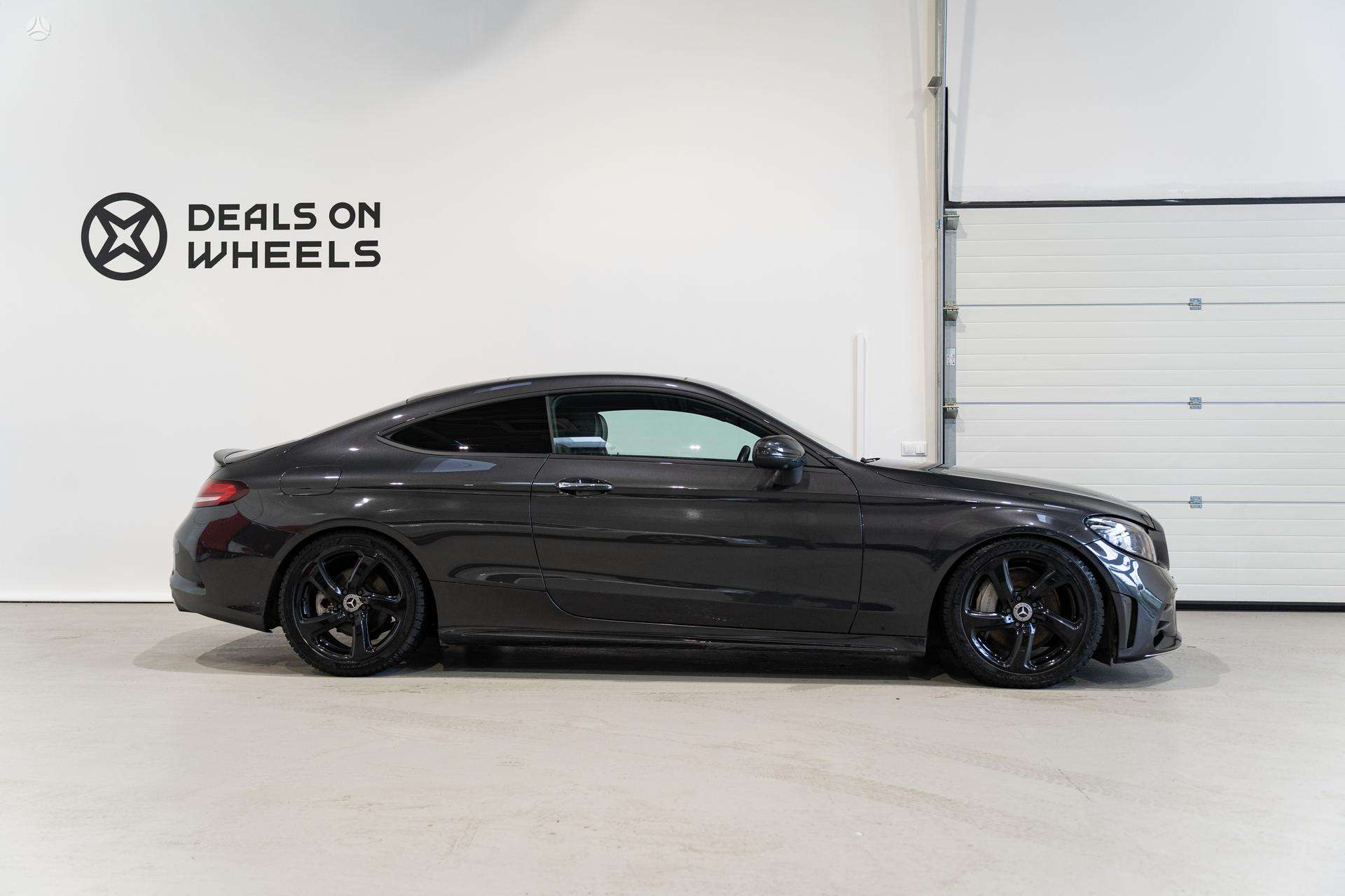 Mercedes-Benz C300