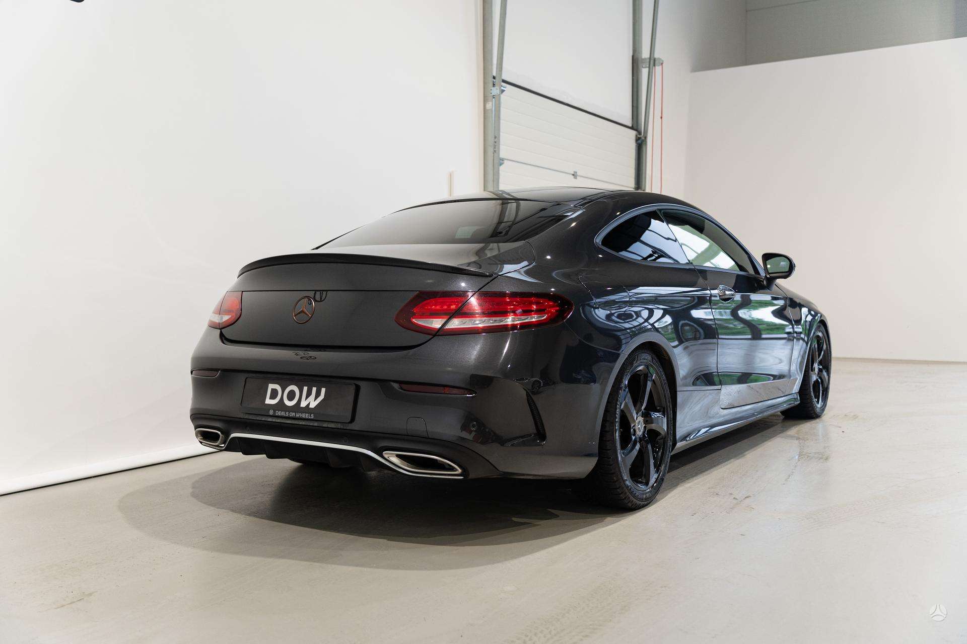 Mercedes-Benz C300