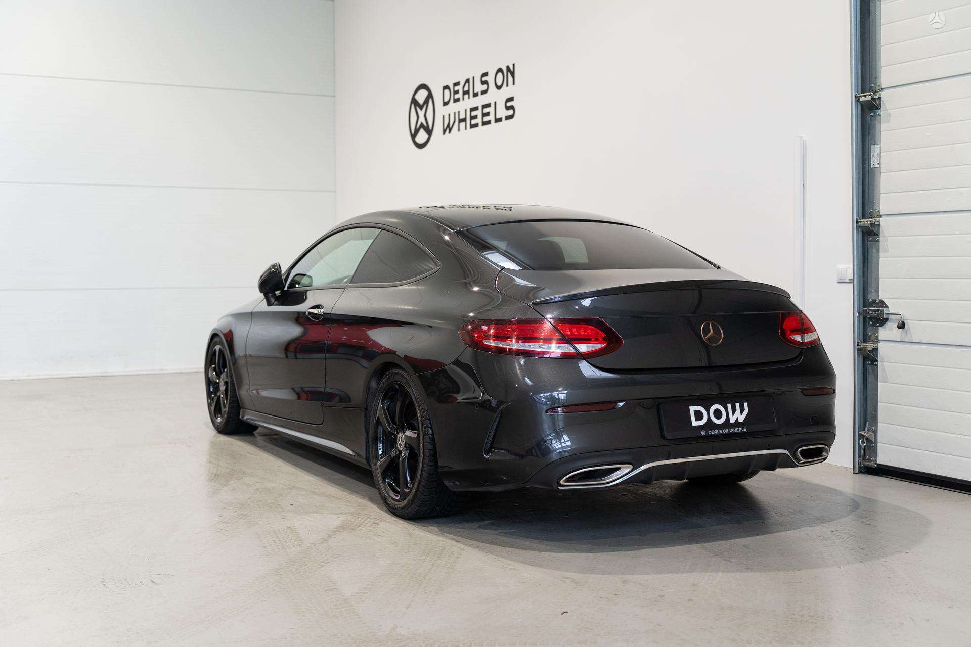 Mercedes-Benz C300