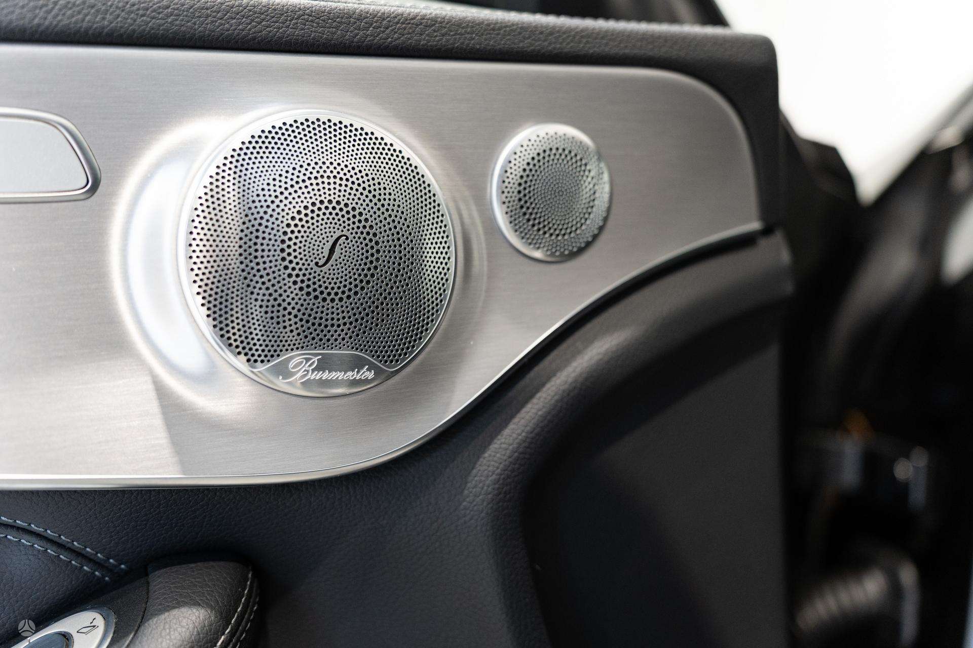 Mercedes-Benz C300