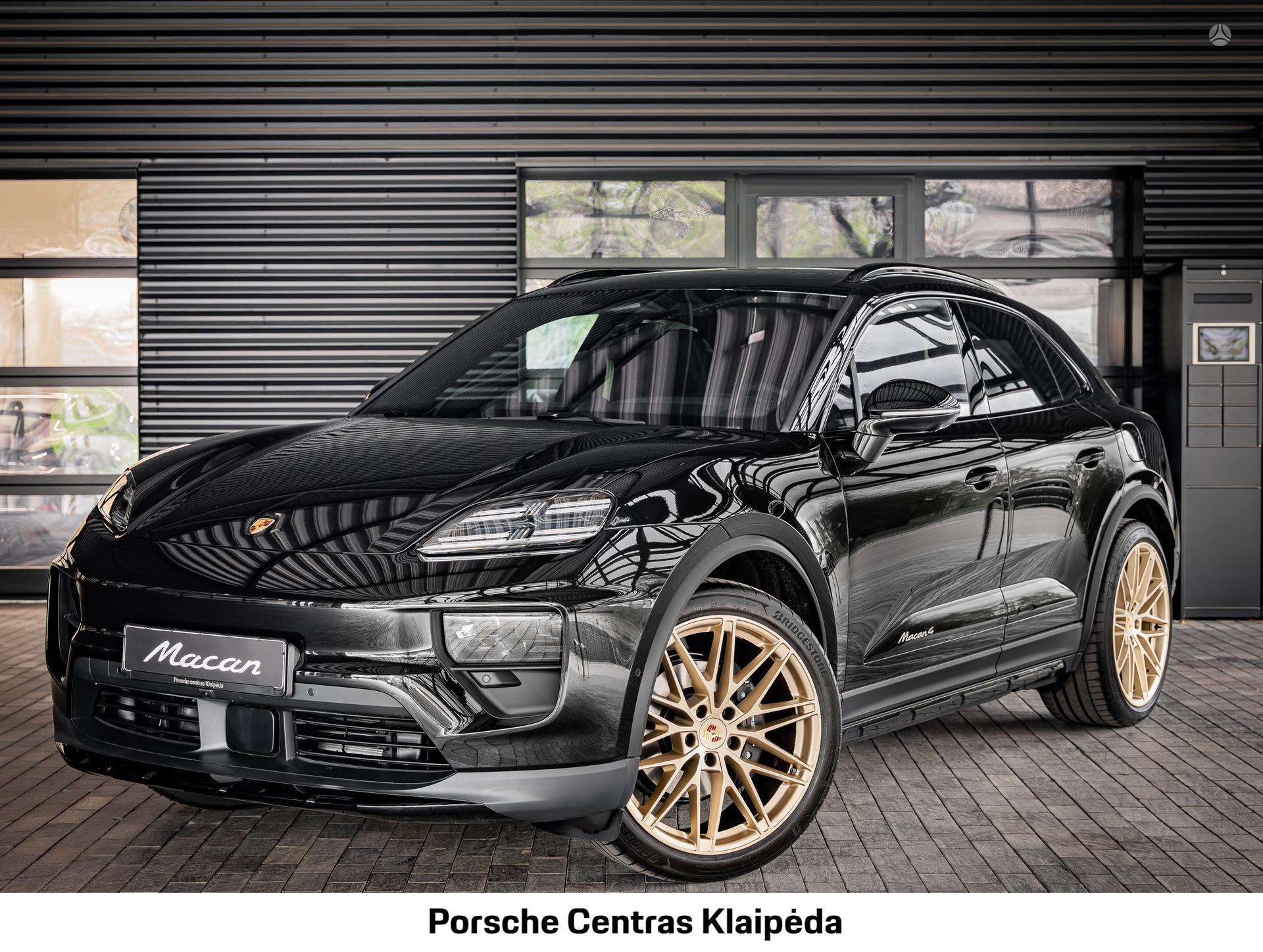 2026 Porsche Macan