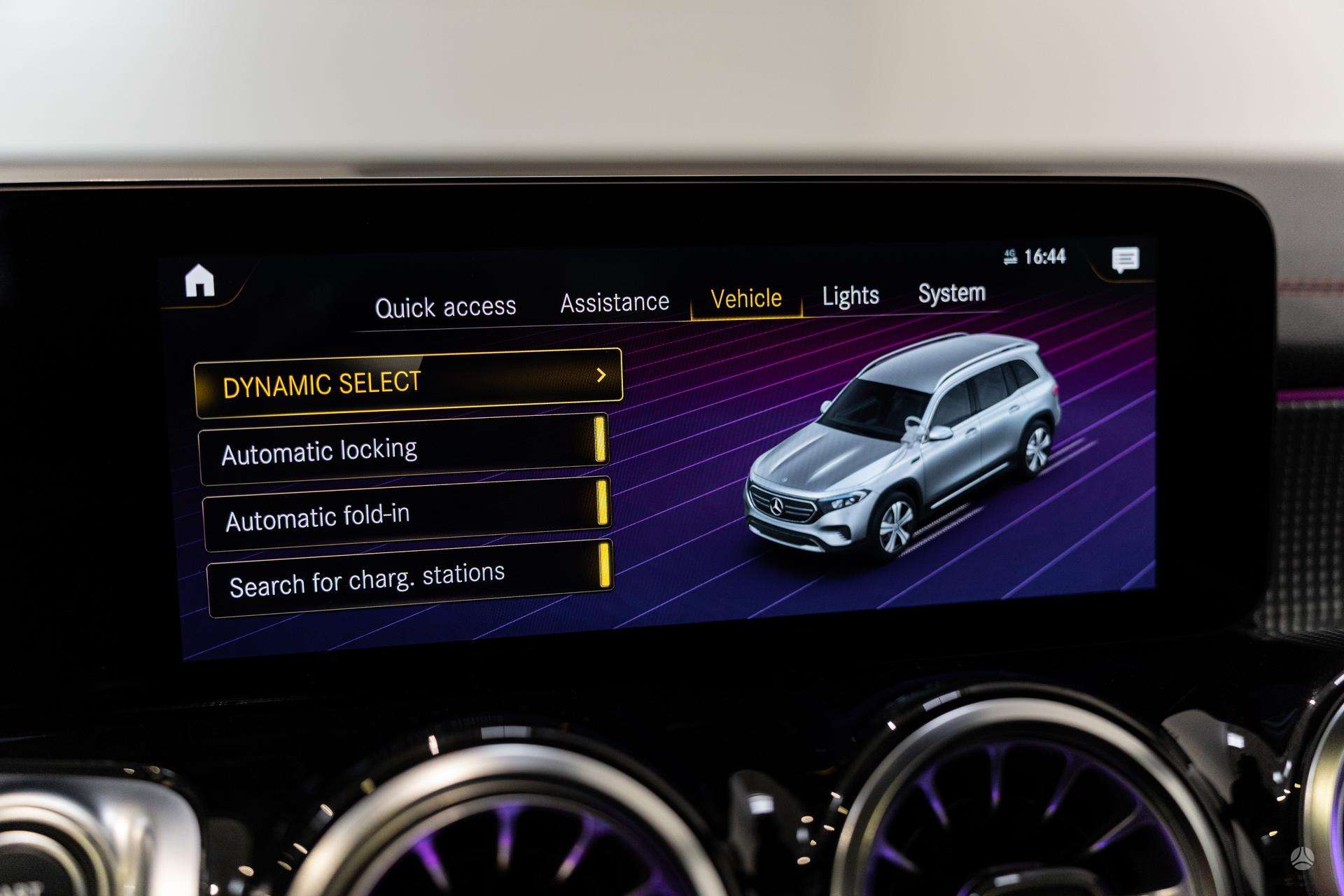 Mercedes-Benz EQB