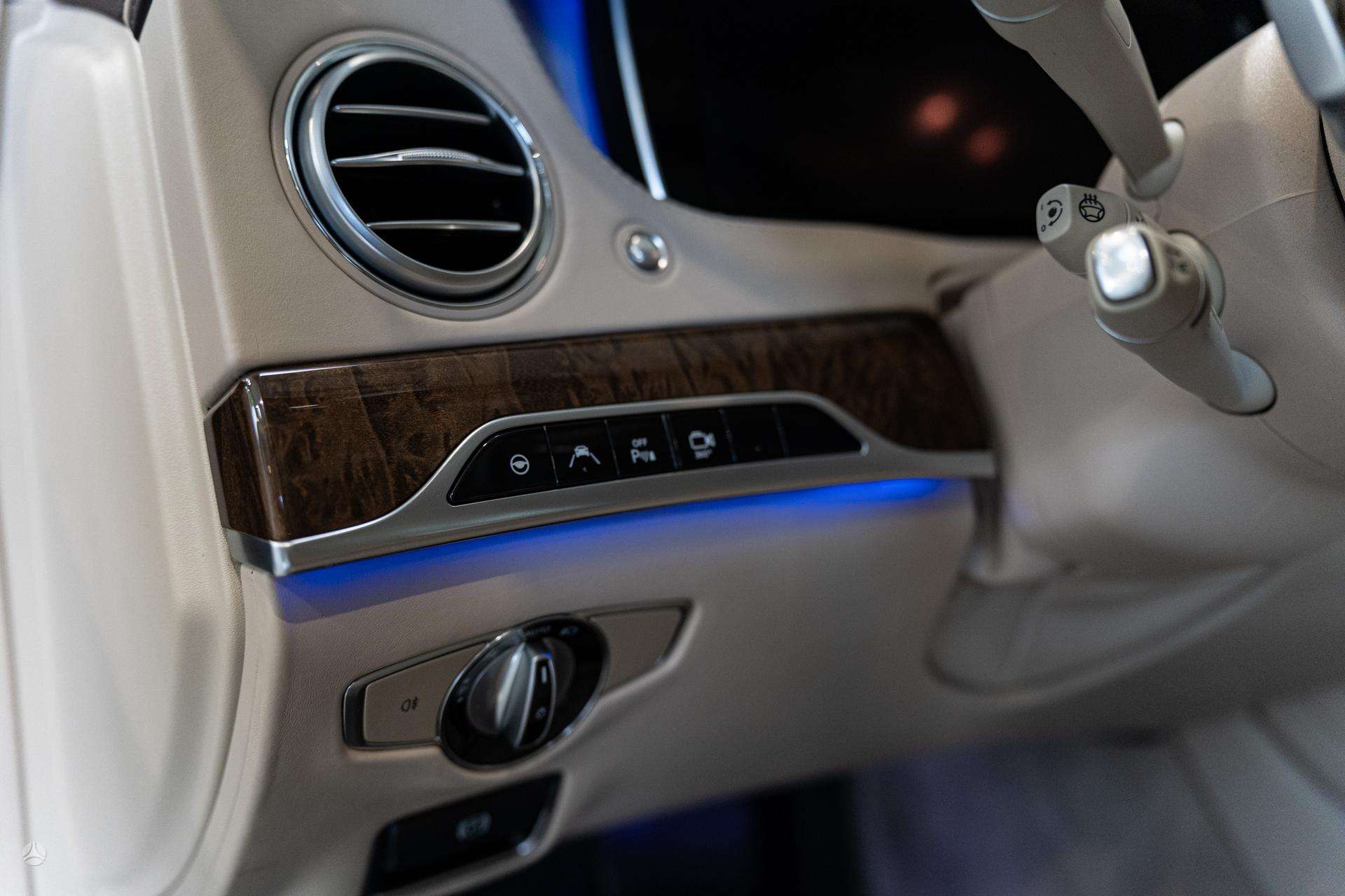 Mercedes-Benz S500