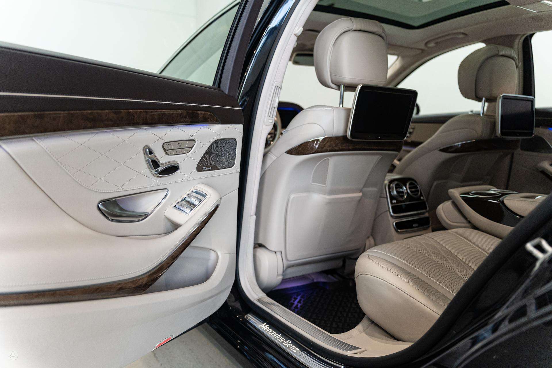 Mercedes-Benz S500