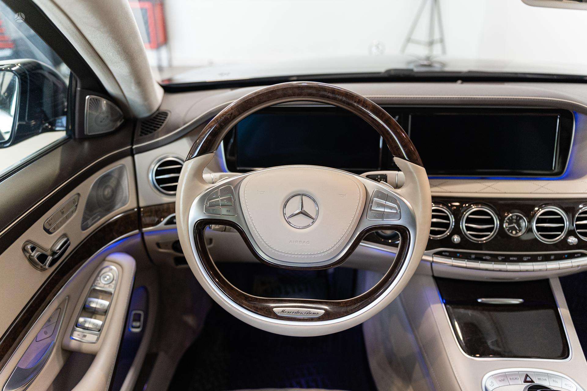 Mercedes-Benz S500