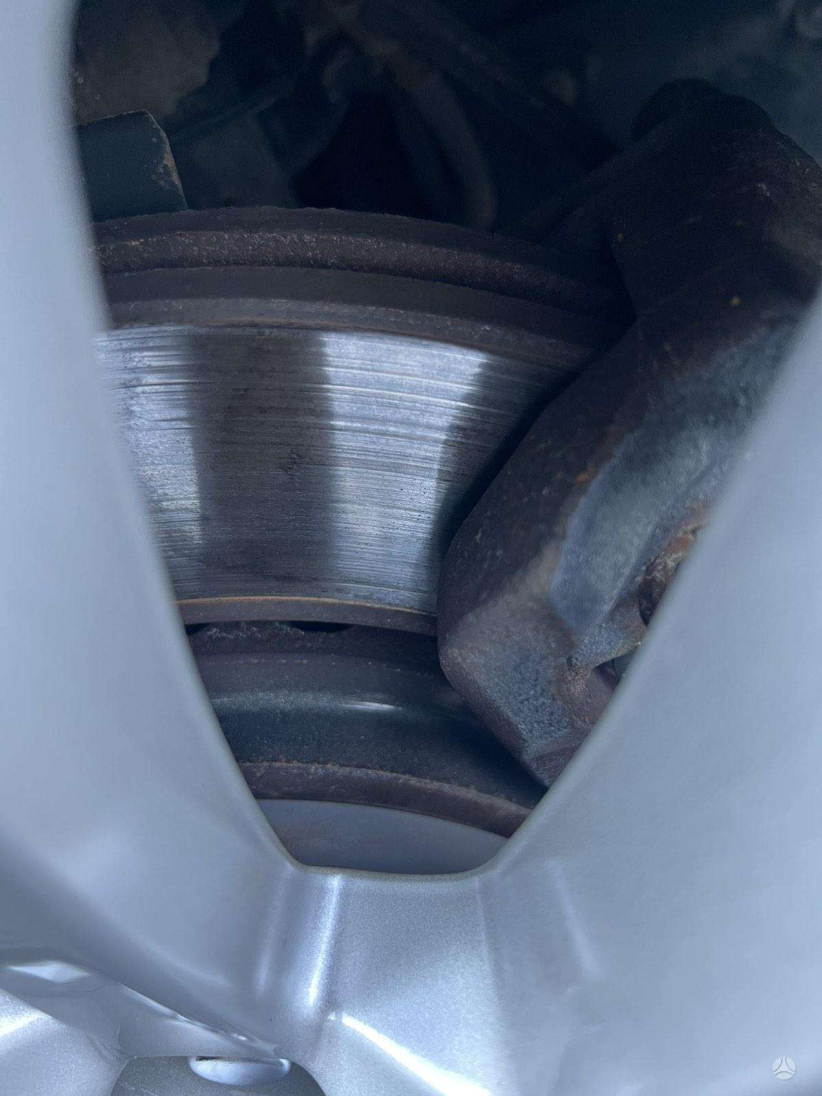 toyota-rav4-2-0-l-visurg-j-js-krosovers-2019-02-m-a31154650