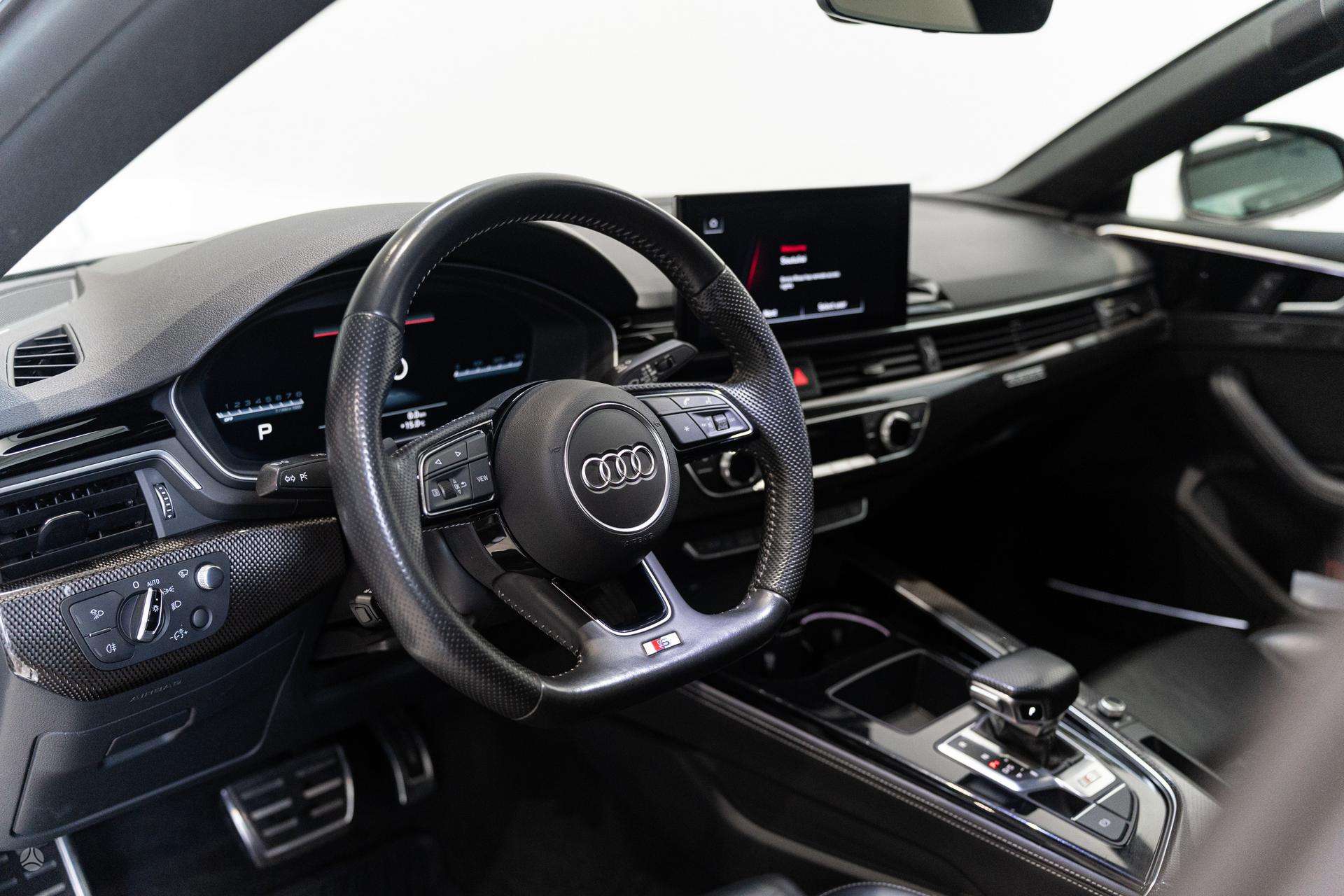 Audi S5