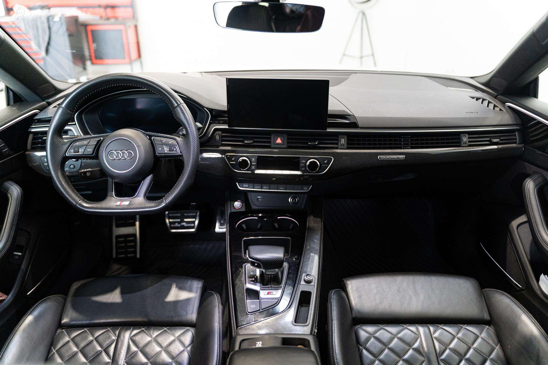 Audi S5