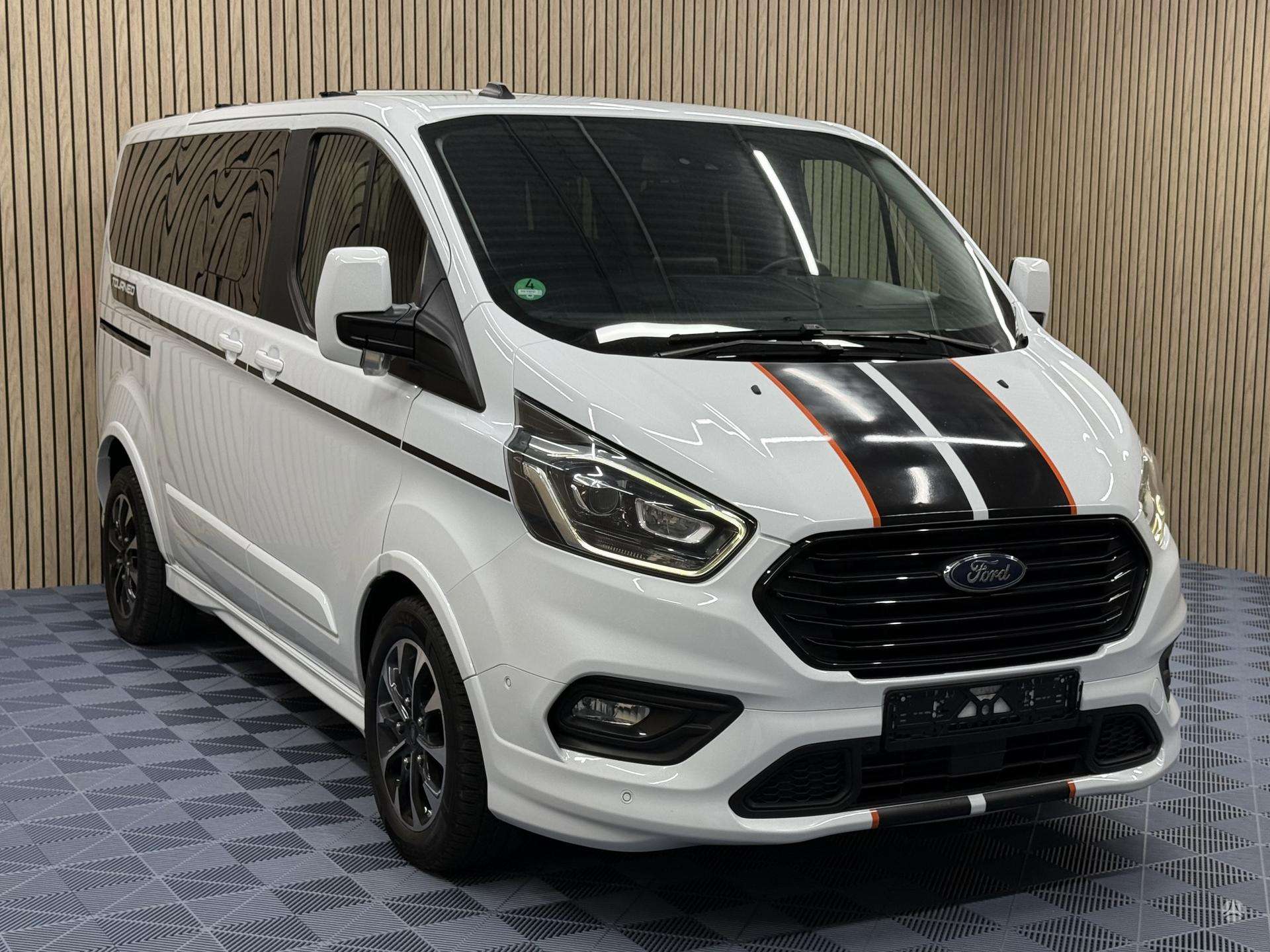 Ford Tourneo Custom