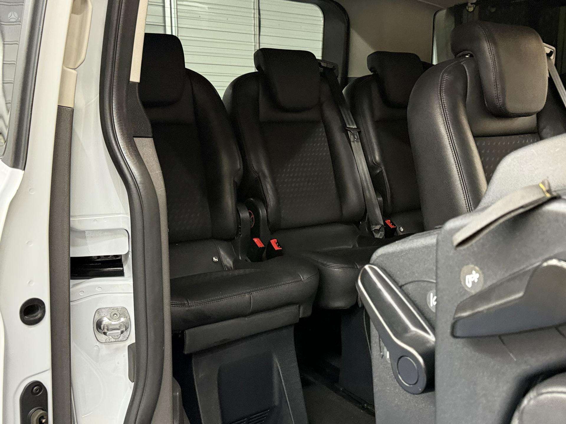 Ford Tourneo Custom