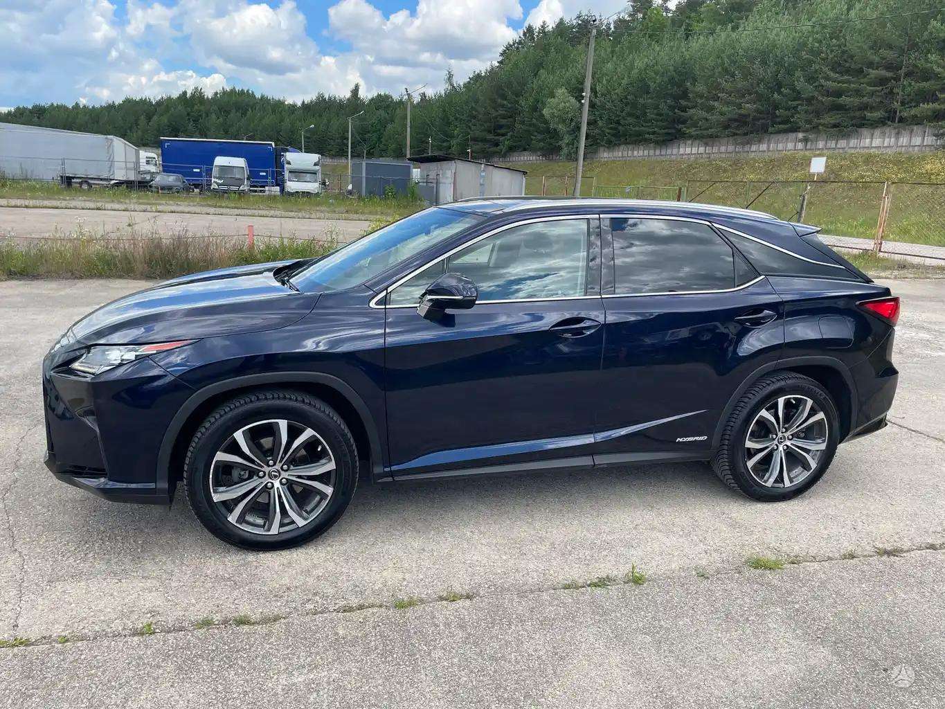 Lexus