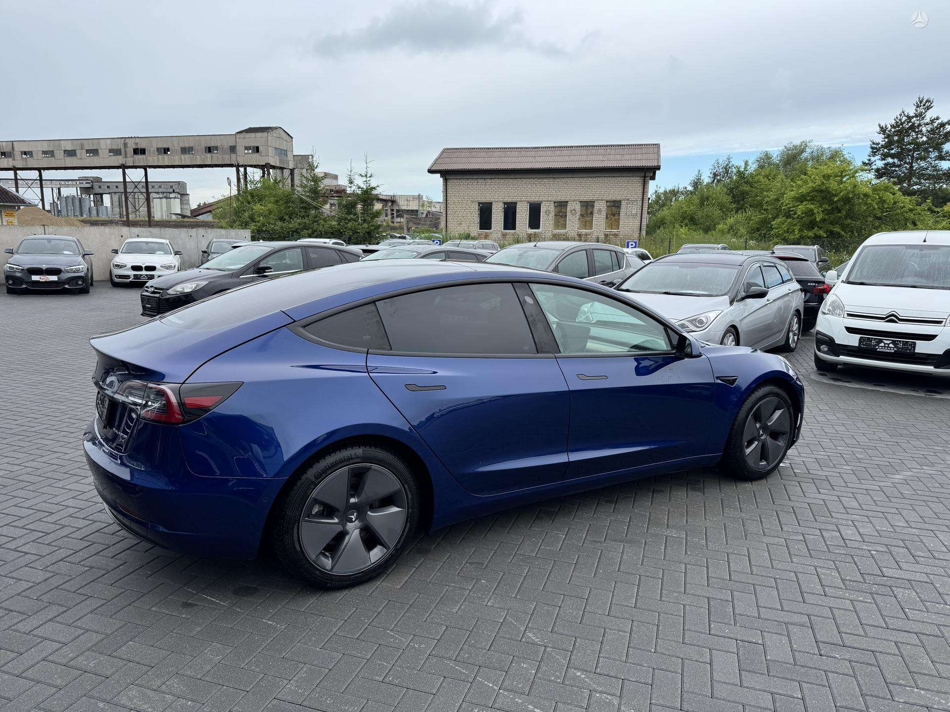 2021 Tesla Model 3 photo 7