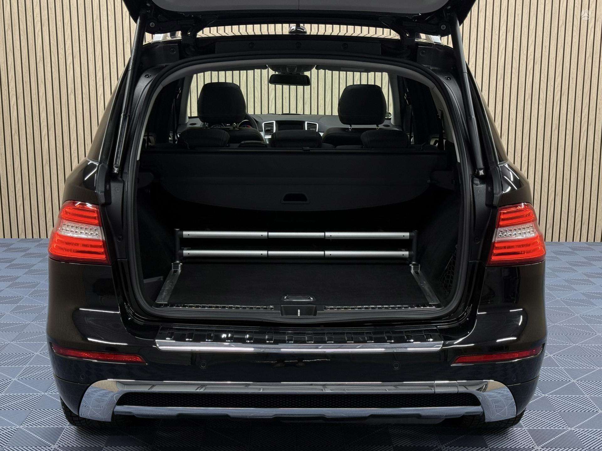 Mercedes-Benz ML350