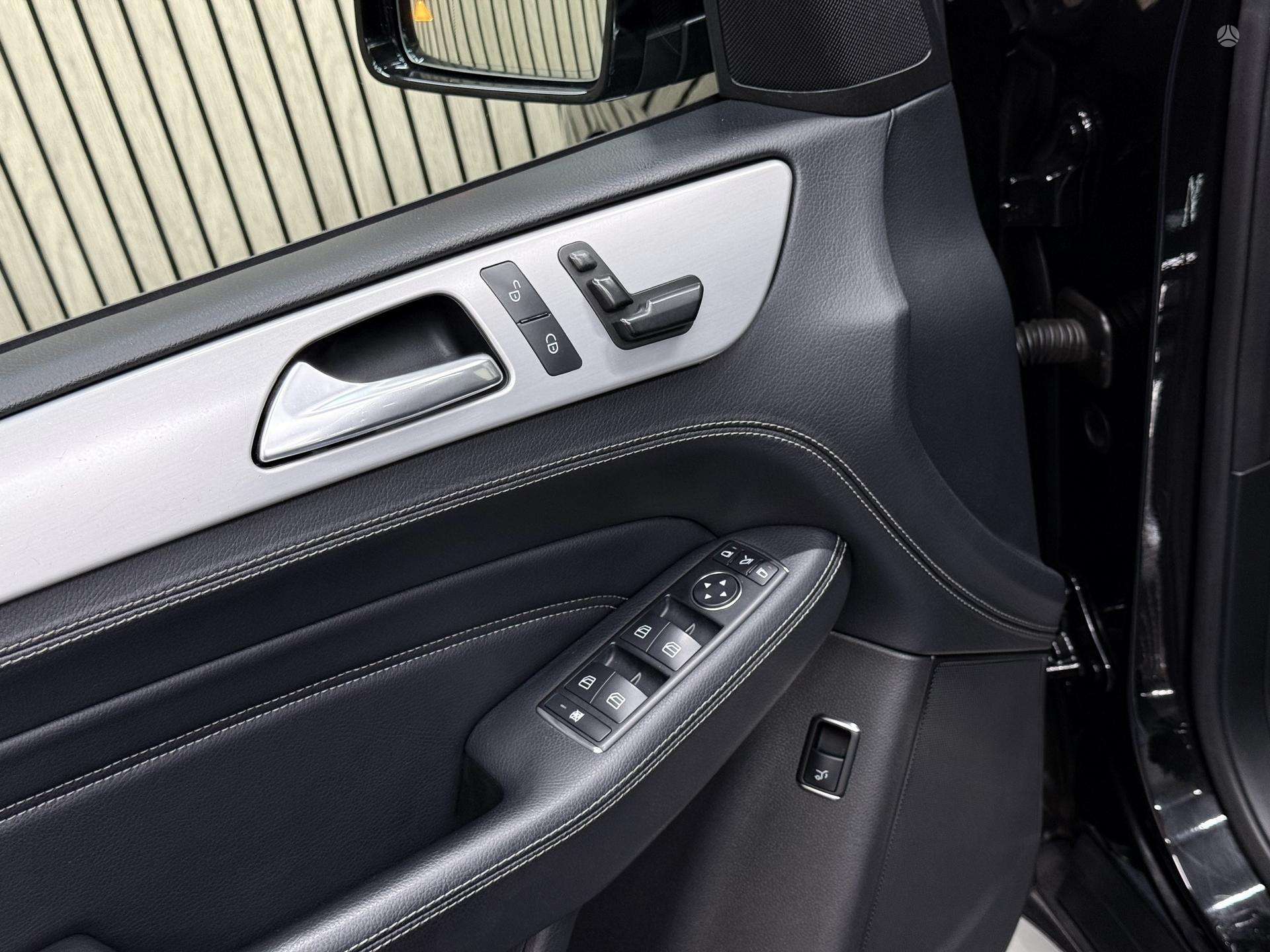 Mercedes-Benz ML350