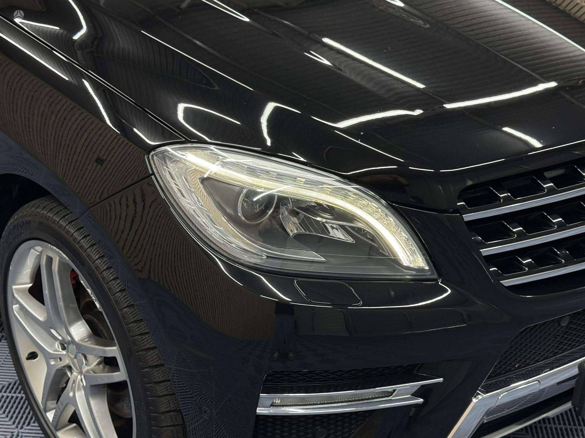 Mercedes-Benz ML350