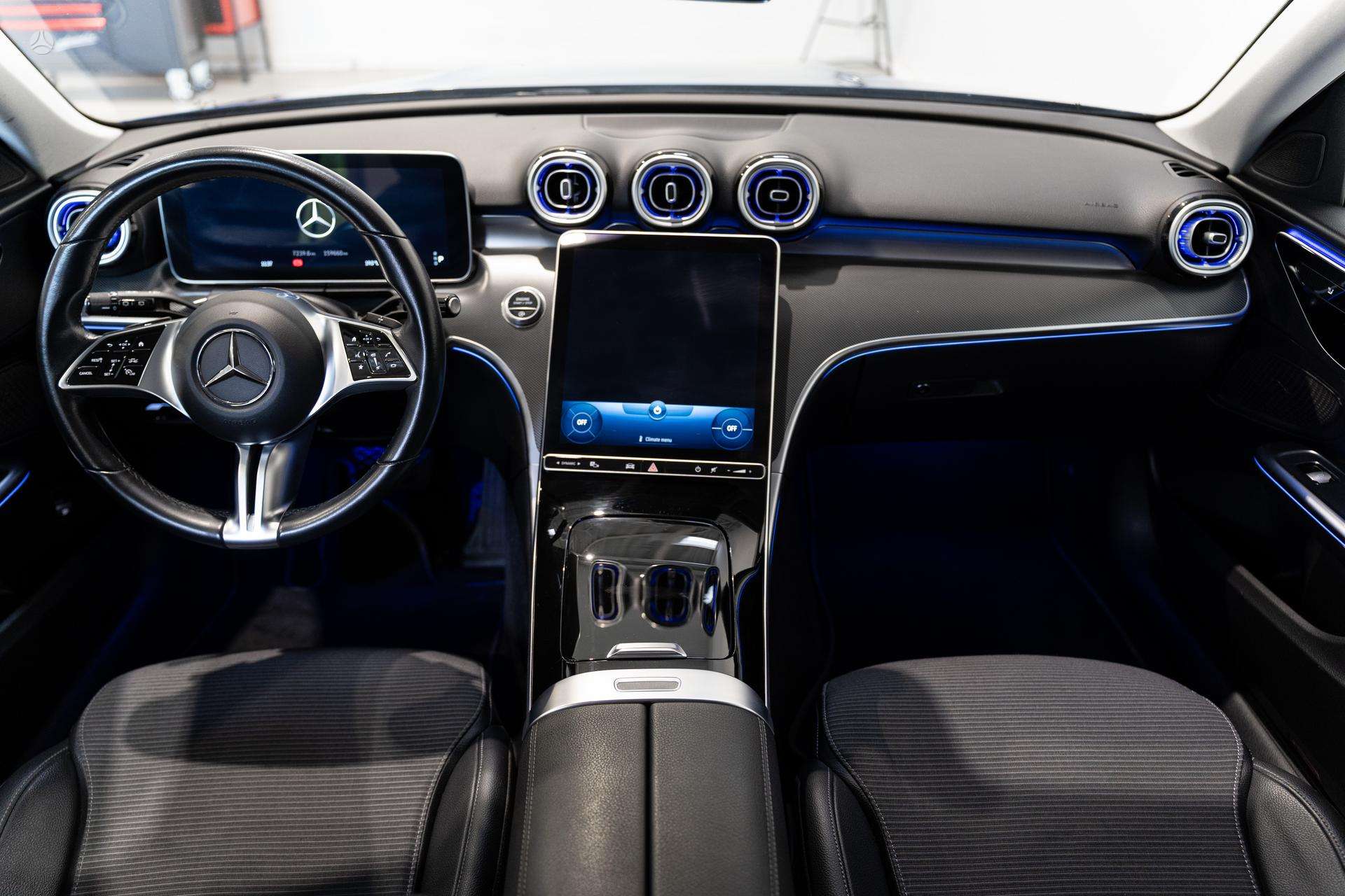 Mercedes-Benz C200