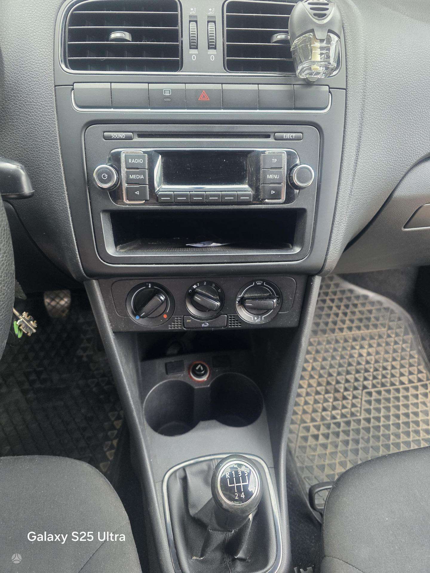Photo 3 of 4