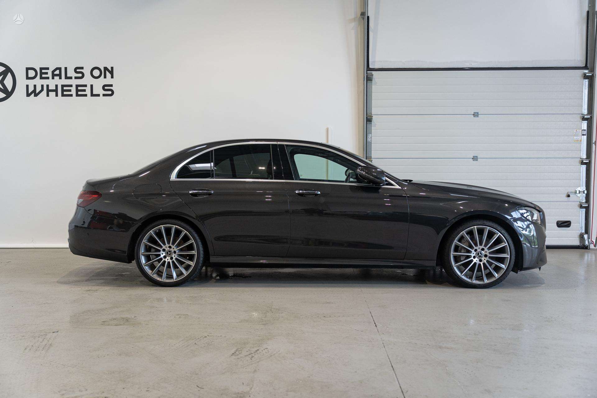 Mercedes-Benz E400