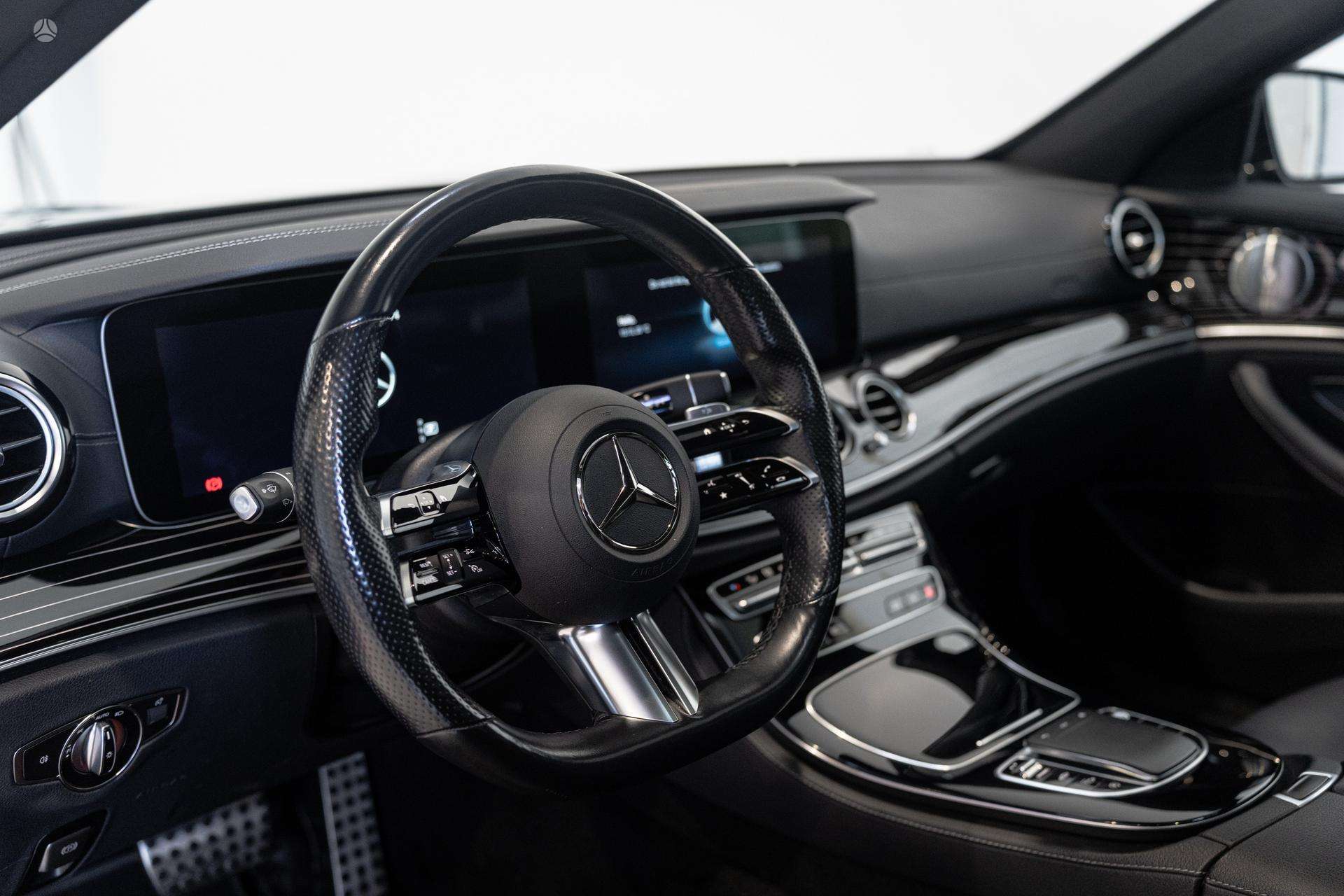 Mercedes-Benz E400