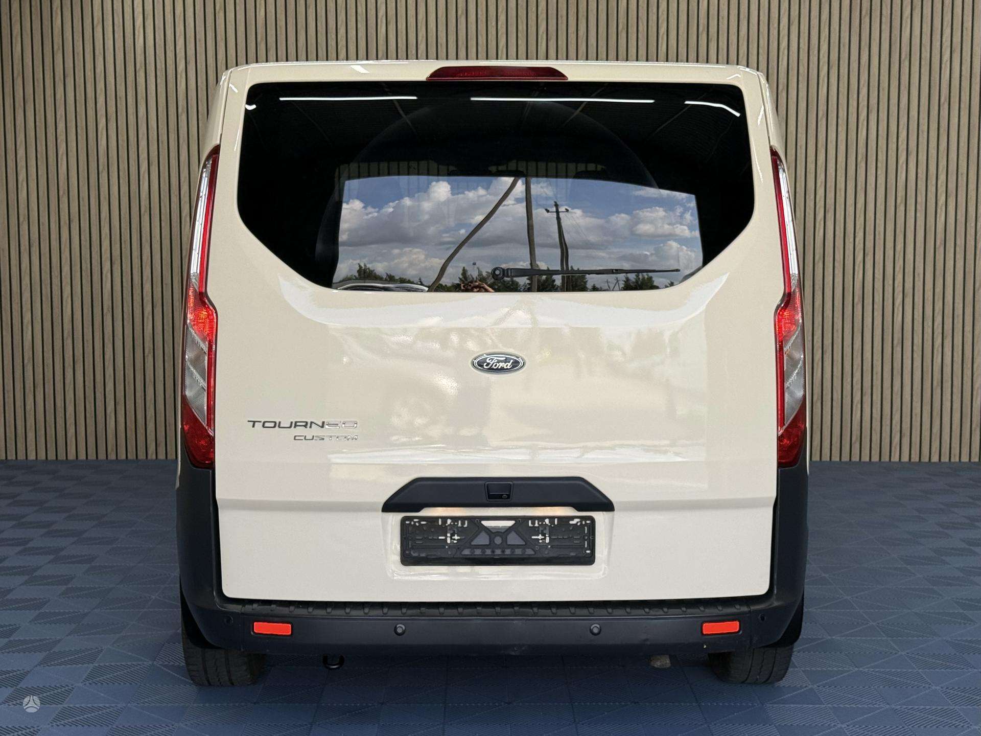 Ford Tourneo Custom