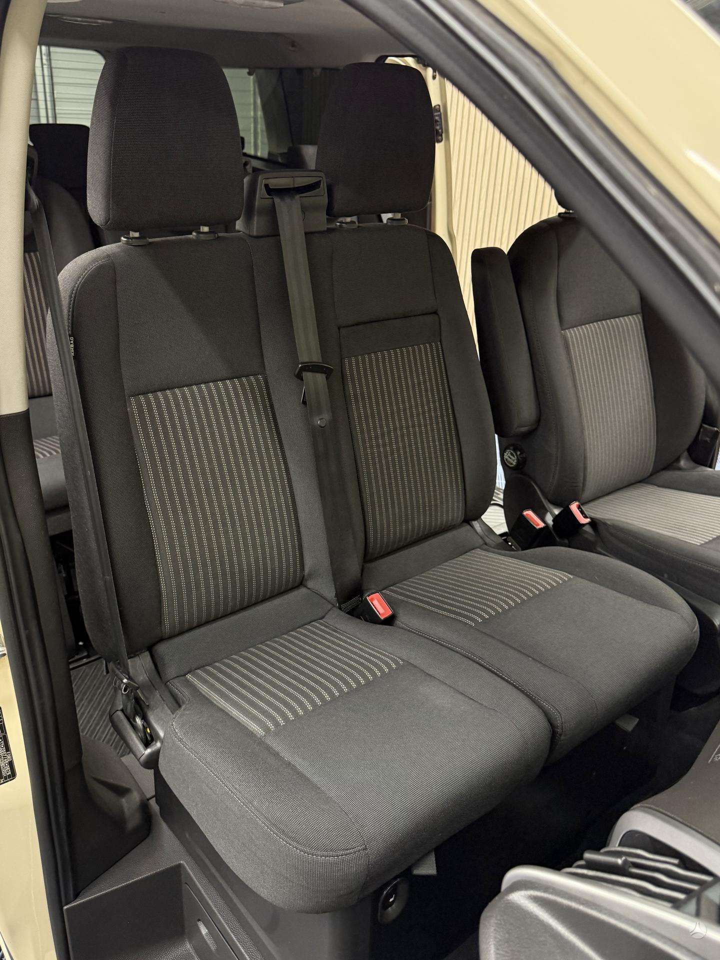 Ford Tourneo Custom
