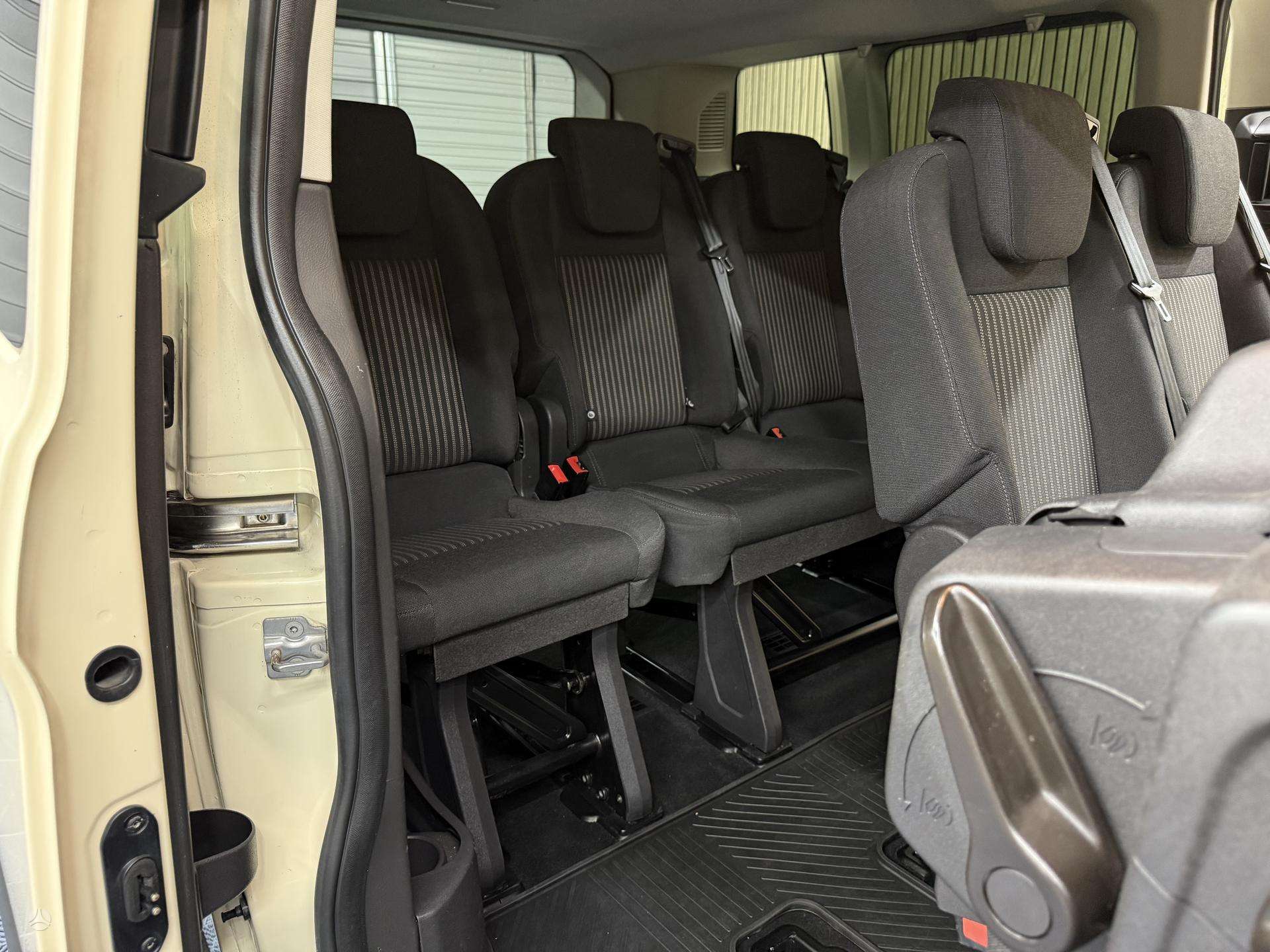 Ford Tourneo Custom