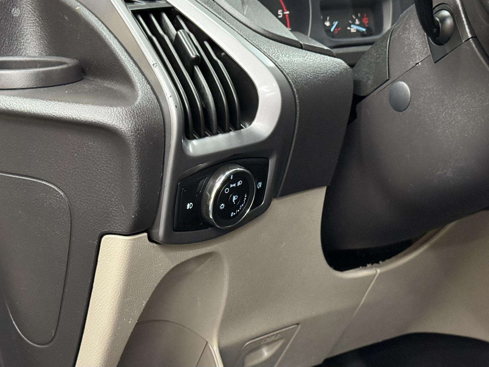 Ford Tourneo Custom