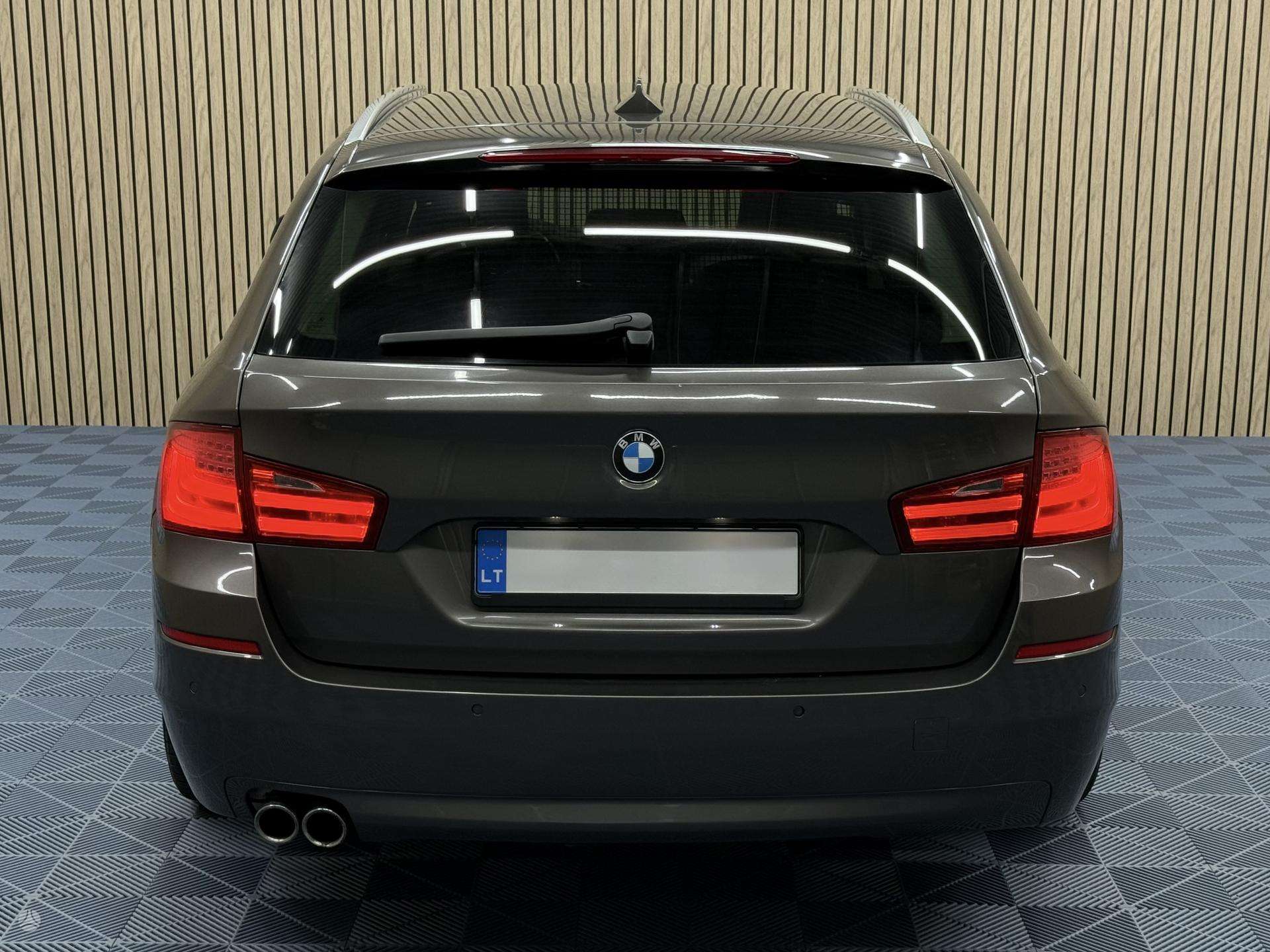 BMW 525