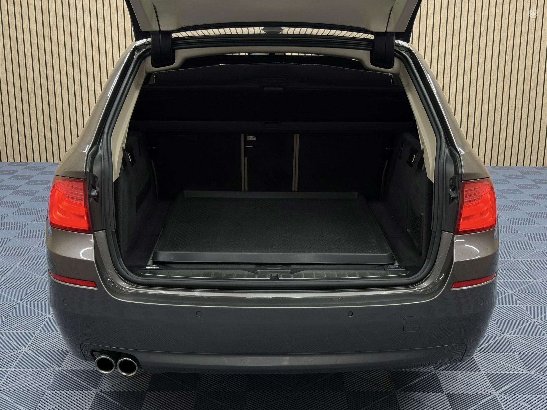 BMW 525