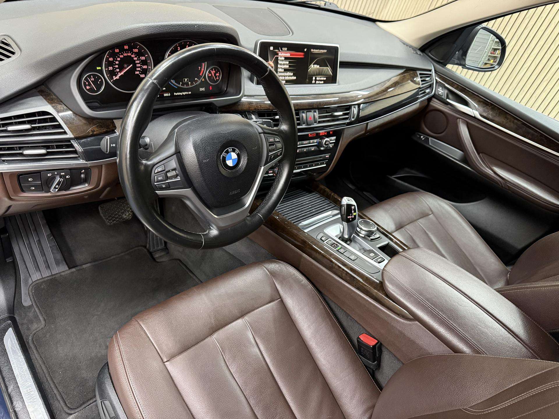Photo 2 of 4